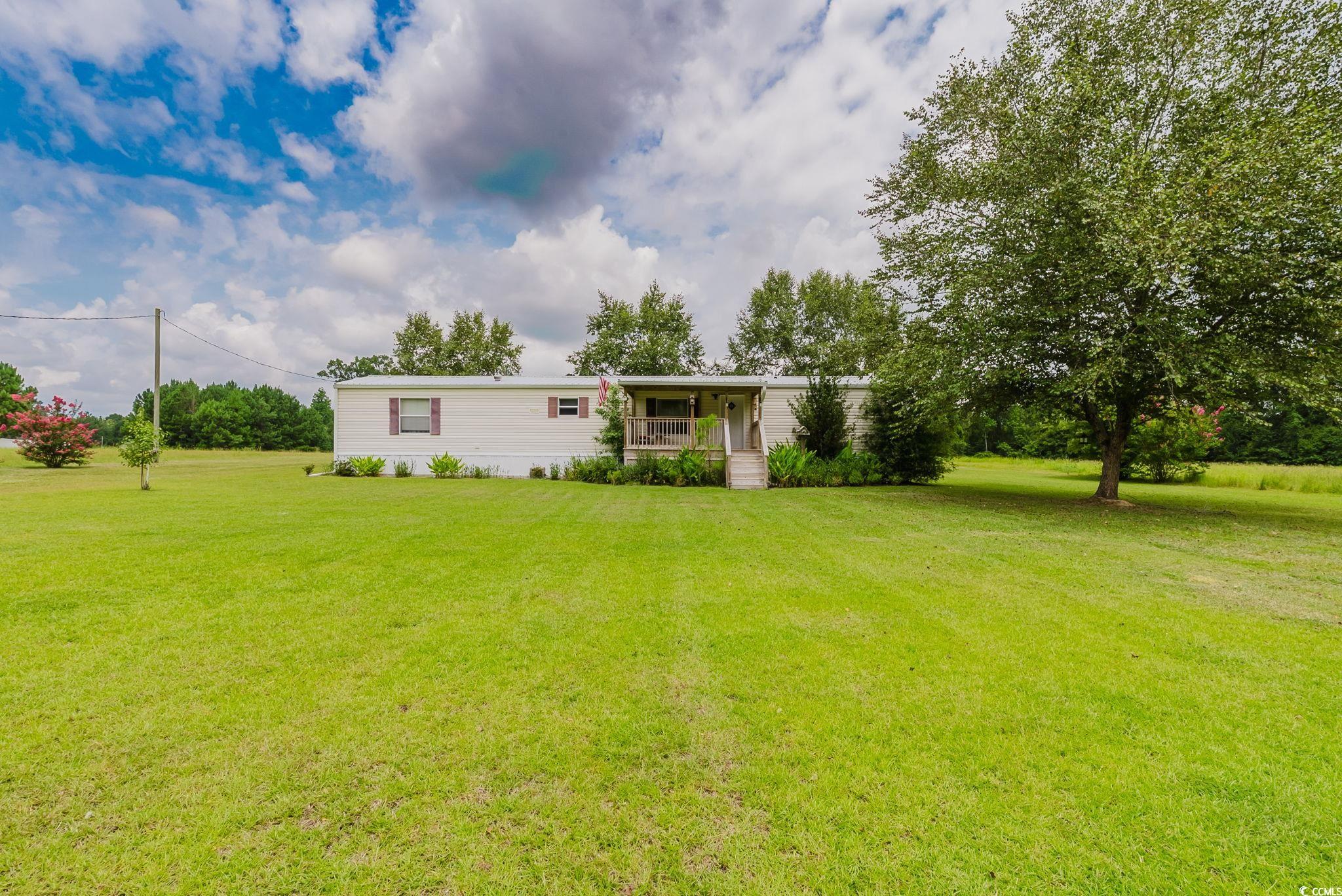 1610 Family Ln. Property Photo 1