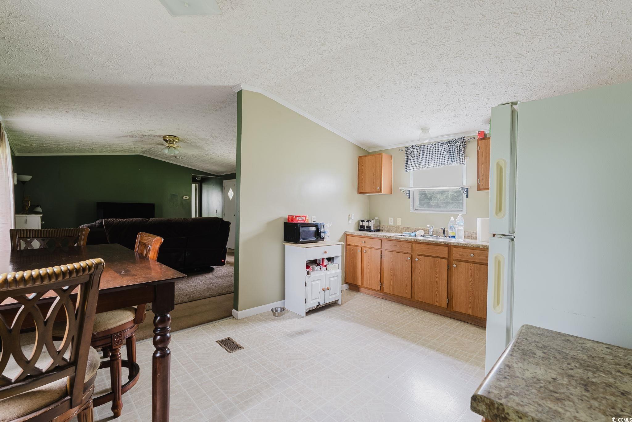 1610 Family Ln. Property Photo 9