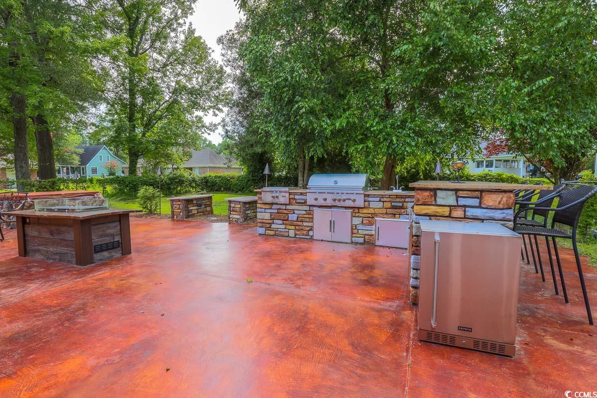 2221 Rosebud Dr. Property Photo 3