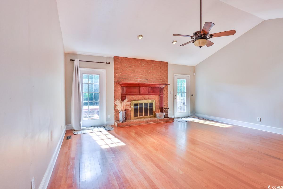 2221 Rosebud Dr. Property Photo 5