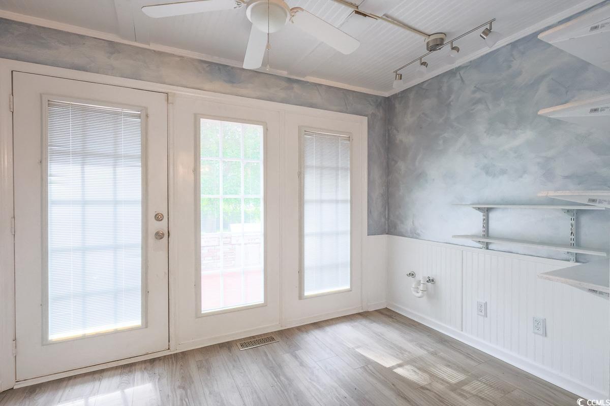 2221 Rosebud Dr. Property Photo 24