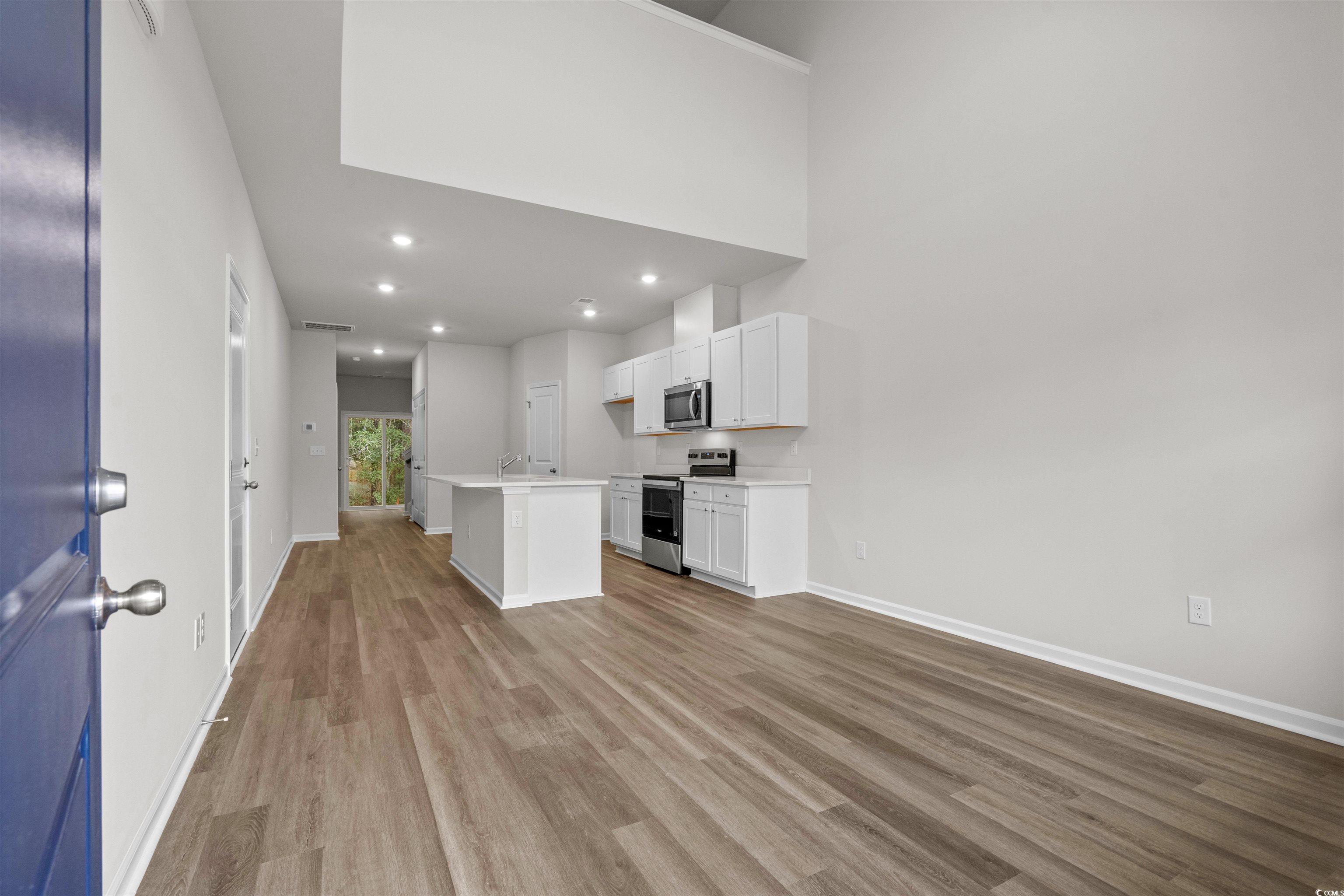 806 Nw Palm Frond Way Property Photo 11