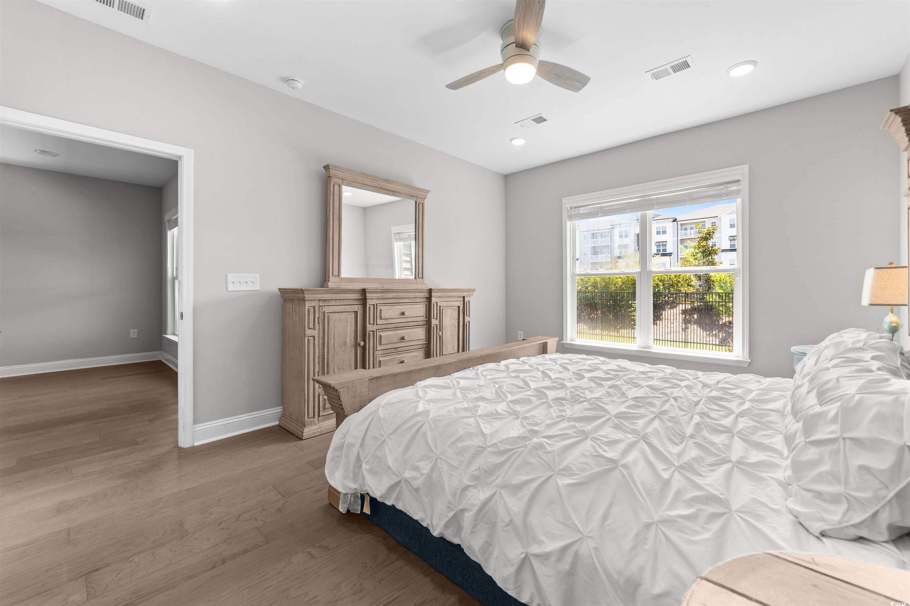 6040 Campanella St. Property Photo 14