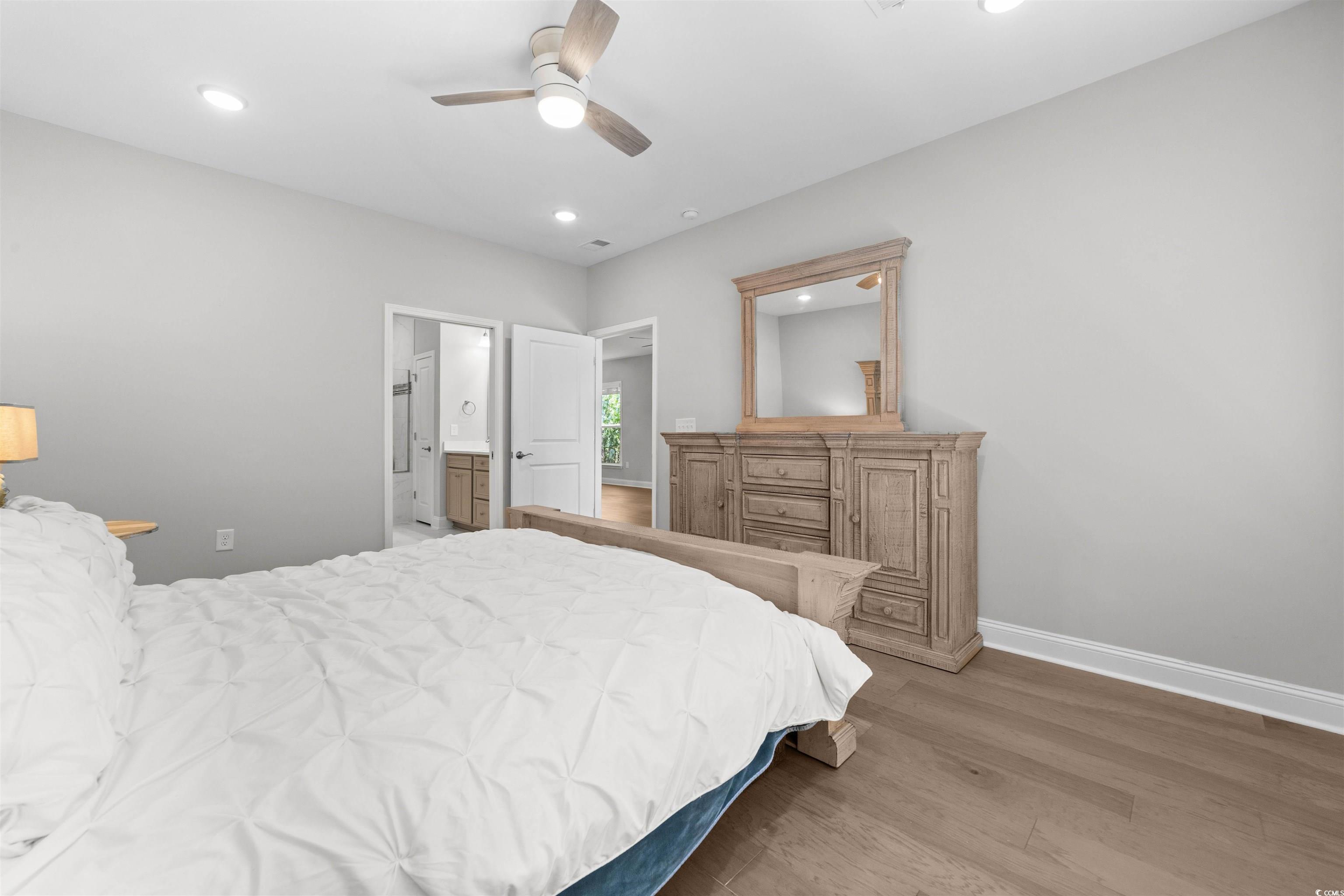 6040 Campanella St. Property Photo 15