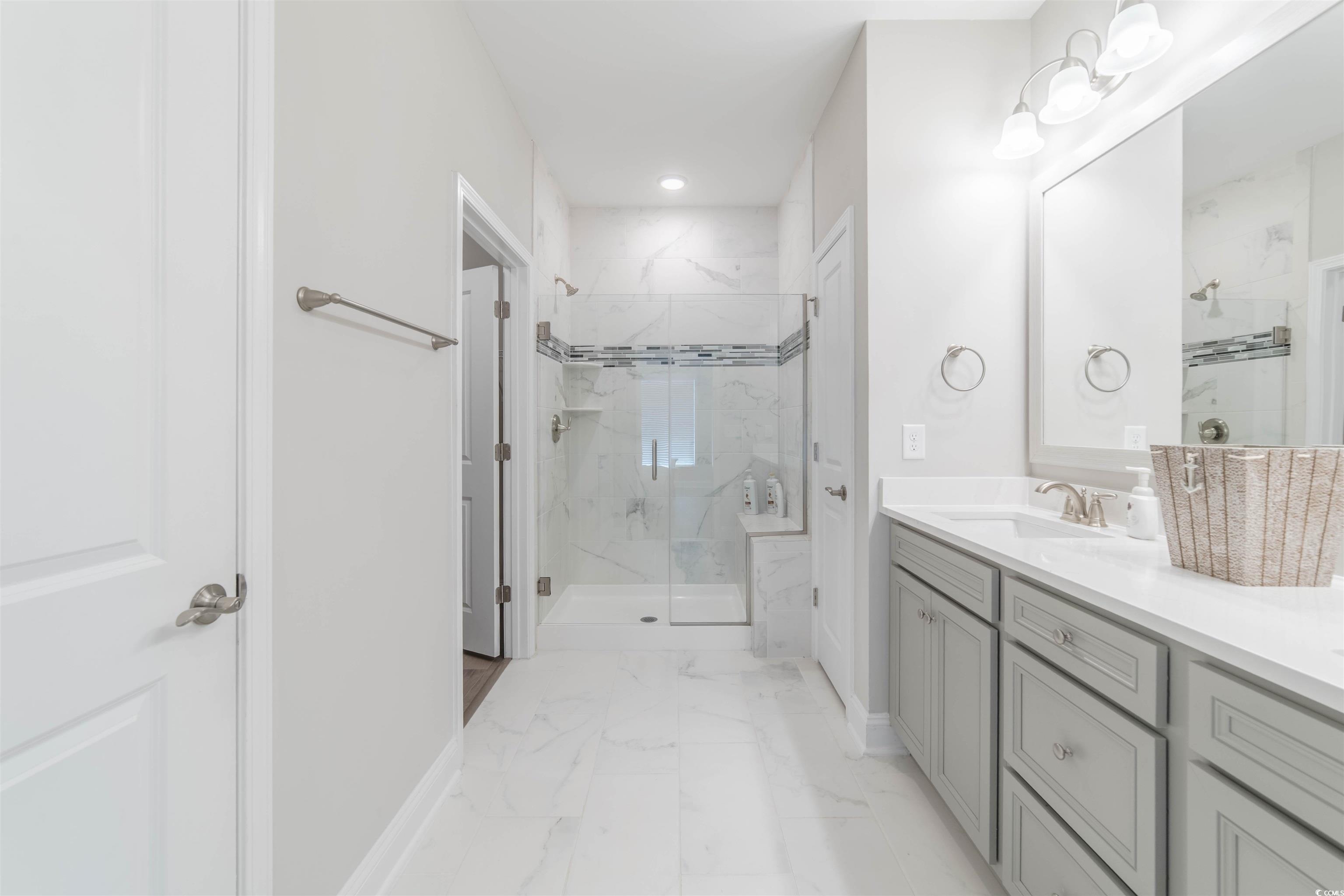 6040 Campanella St. Property Photo 17