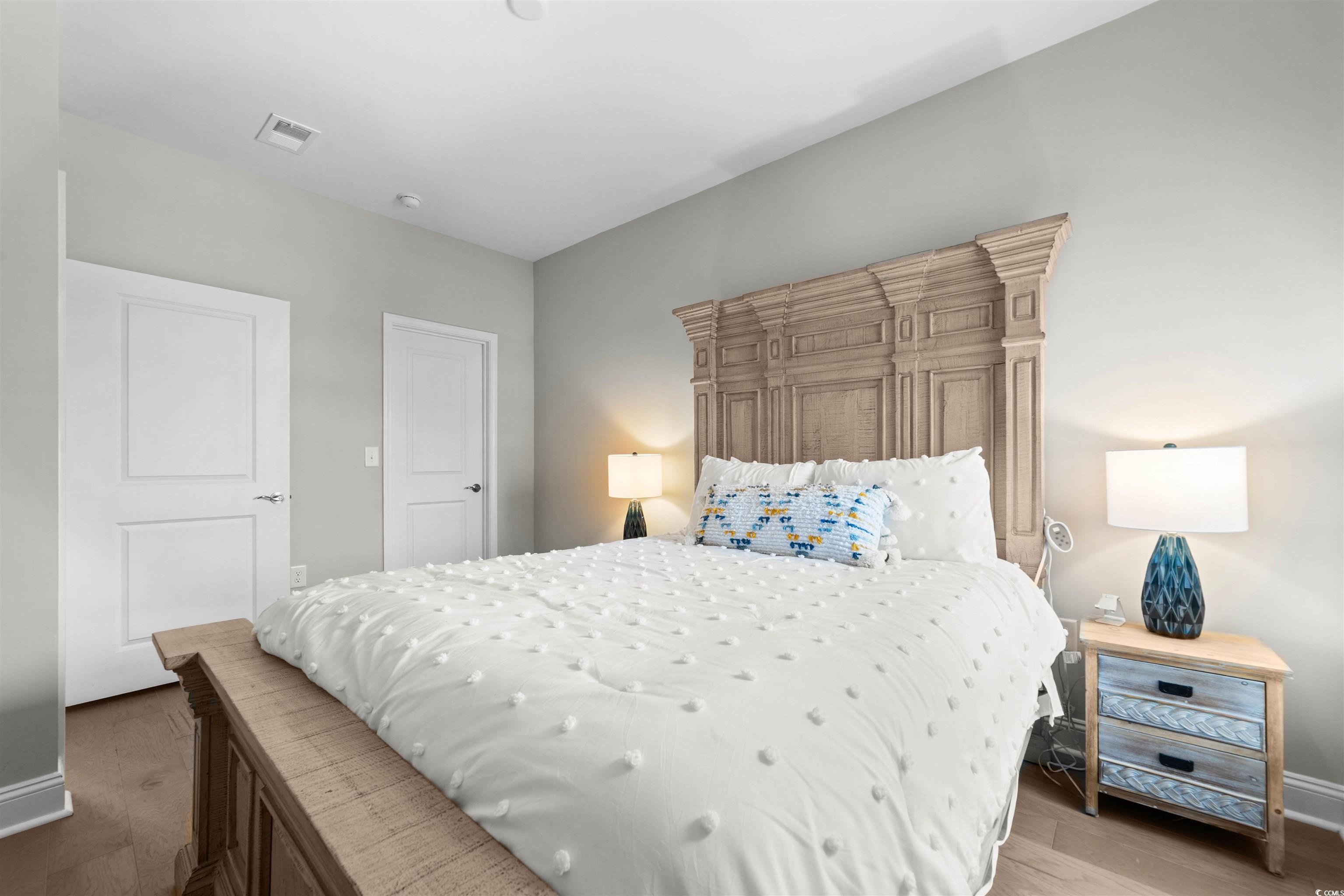 6040 Campanella St. Property Photo 21