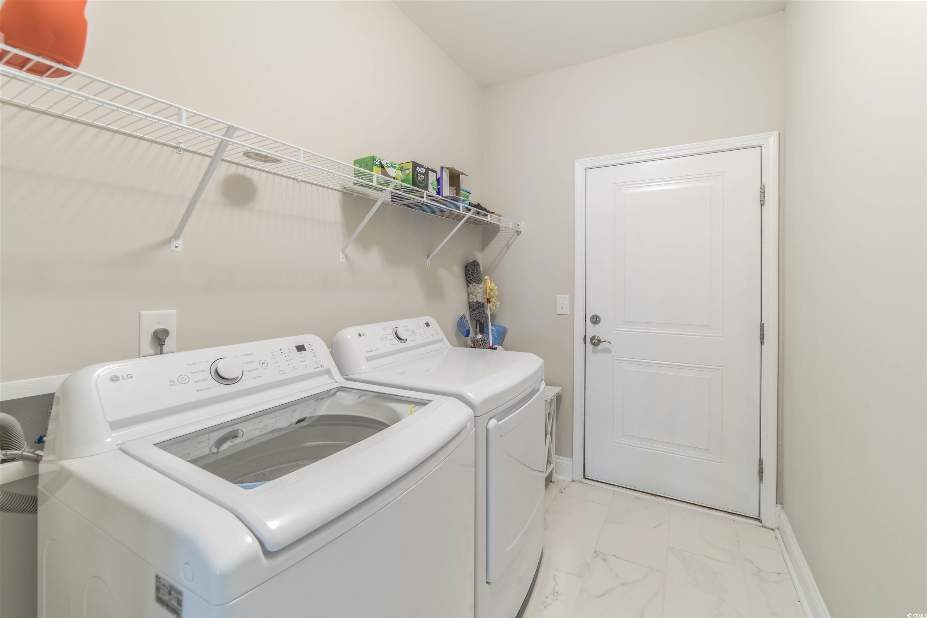 6040 Campanella St. Property Photo 28