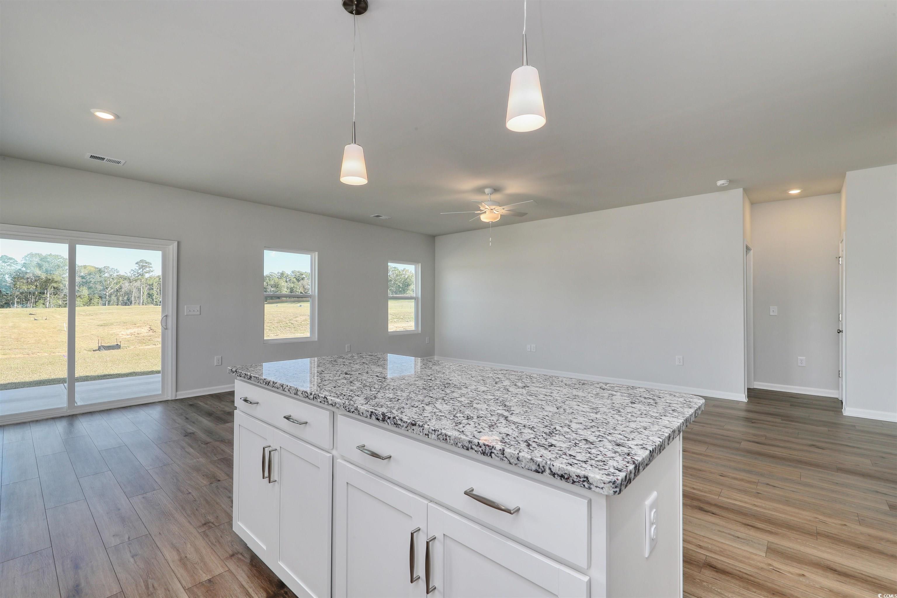 409 Meadow Sweet Pl Property Photo 7