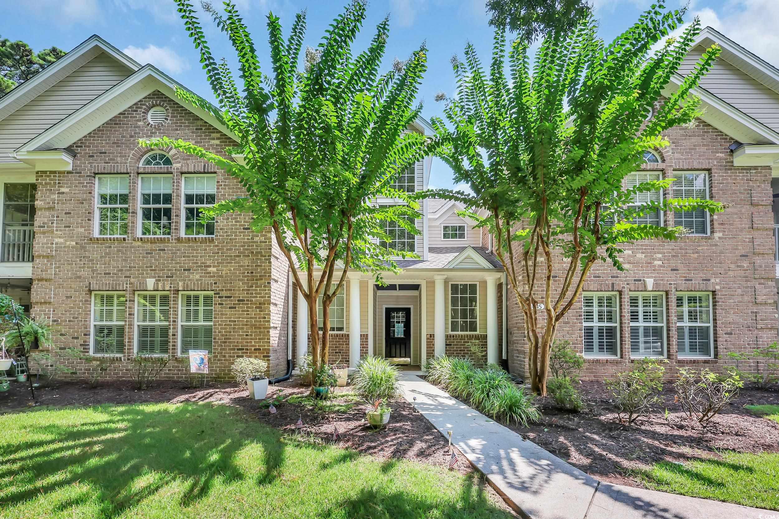 4645 Fringetree Dr. Property Photo 2