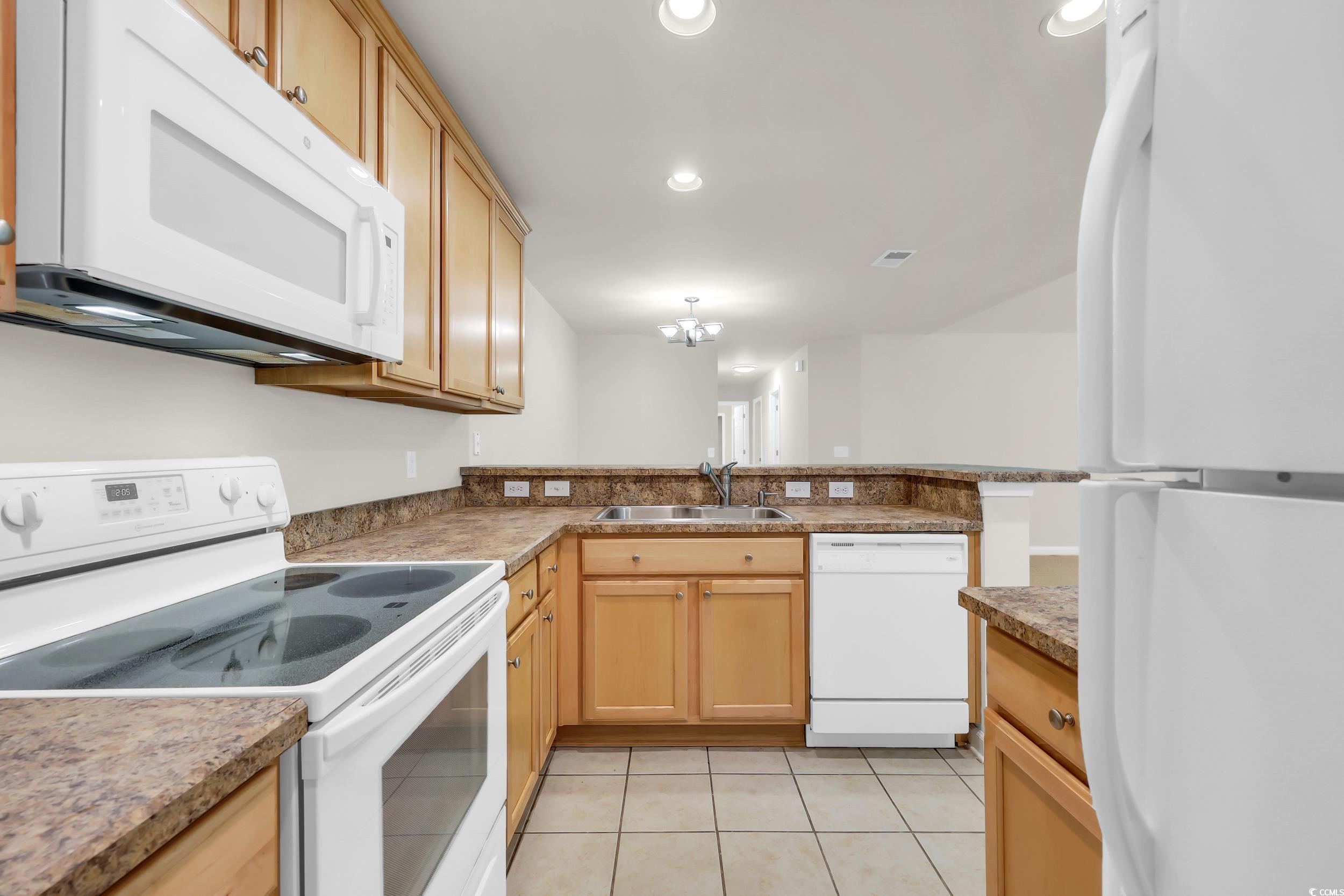 4645 Fringetree Dr. Property Photo 13