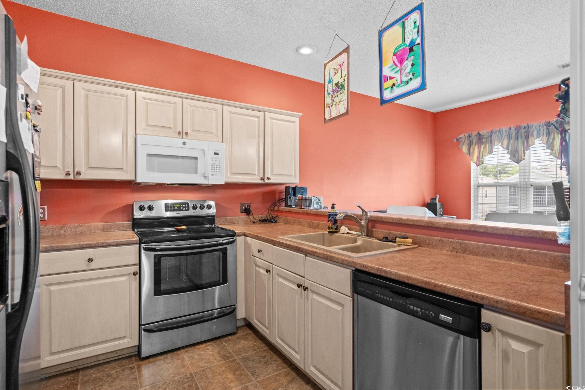 3208 Sweetwater Blvd. Property Photo 17