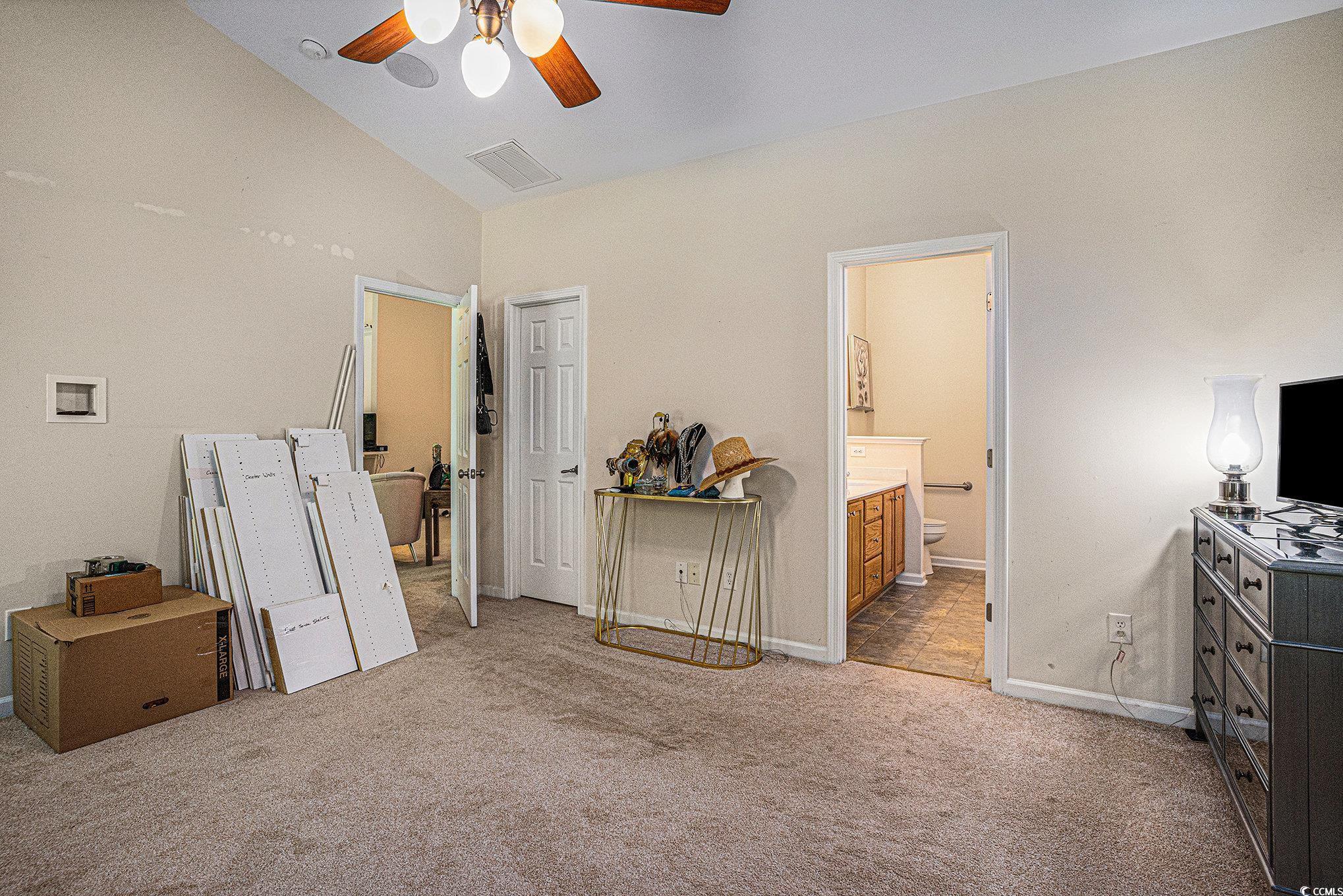 253 Carriage Lake Dr. Property Photo 11