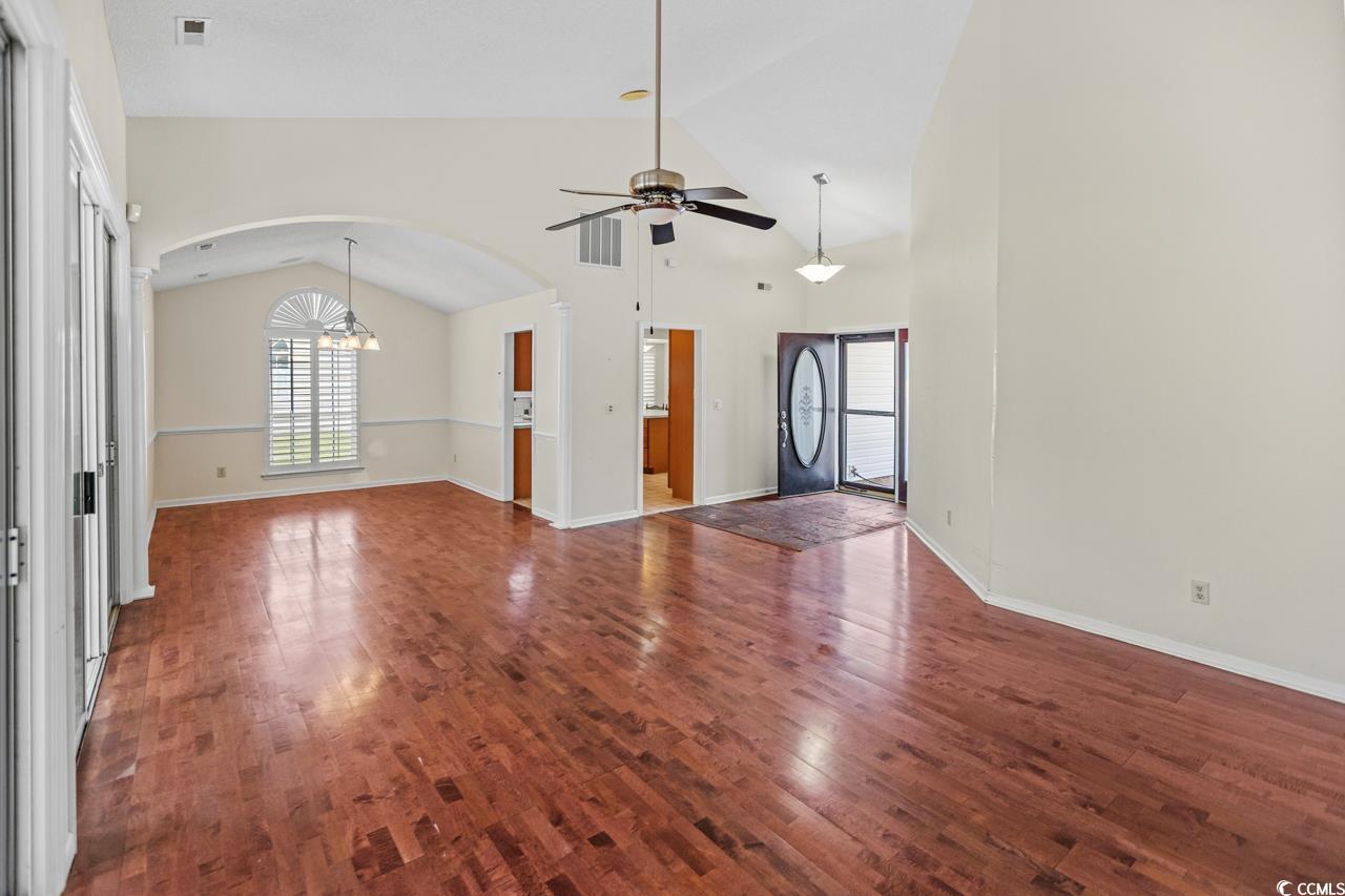 1874 Southwood Dr. Property Photo 6