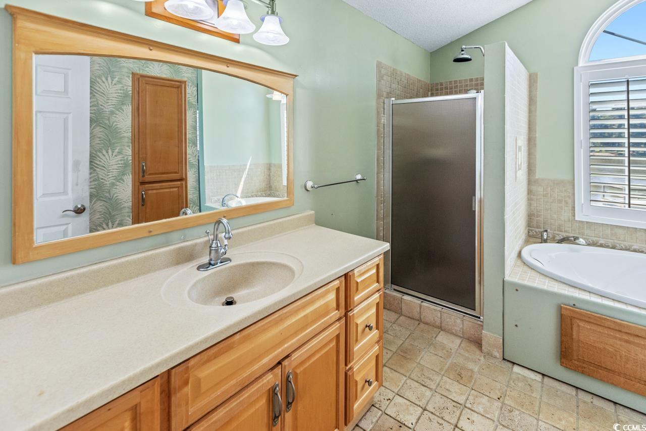 1874 Southwood Dr. Property Photo 21