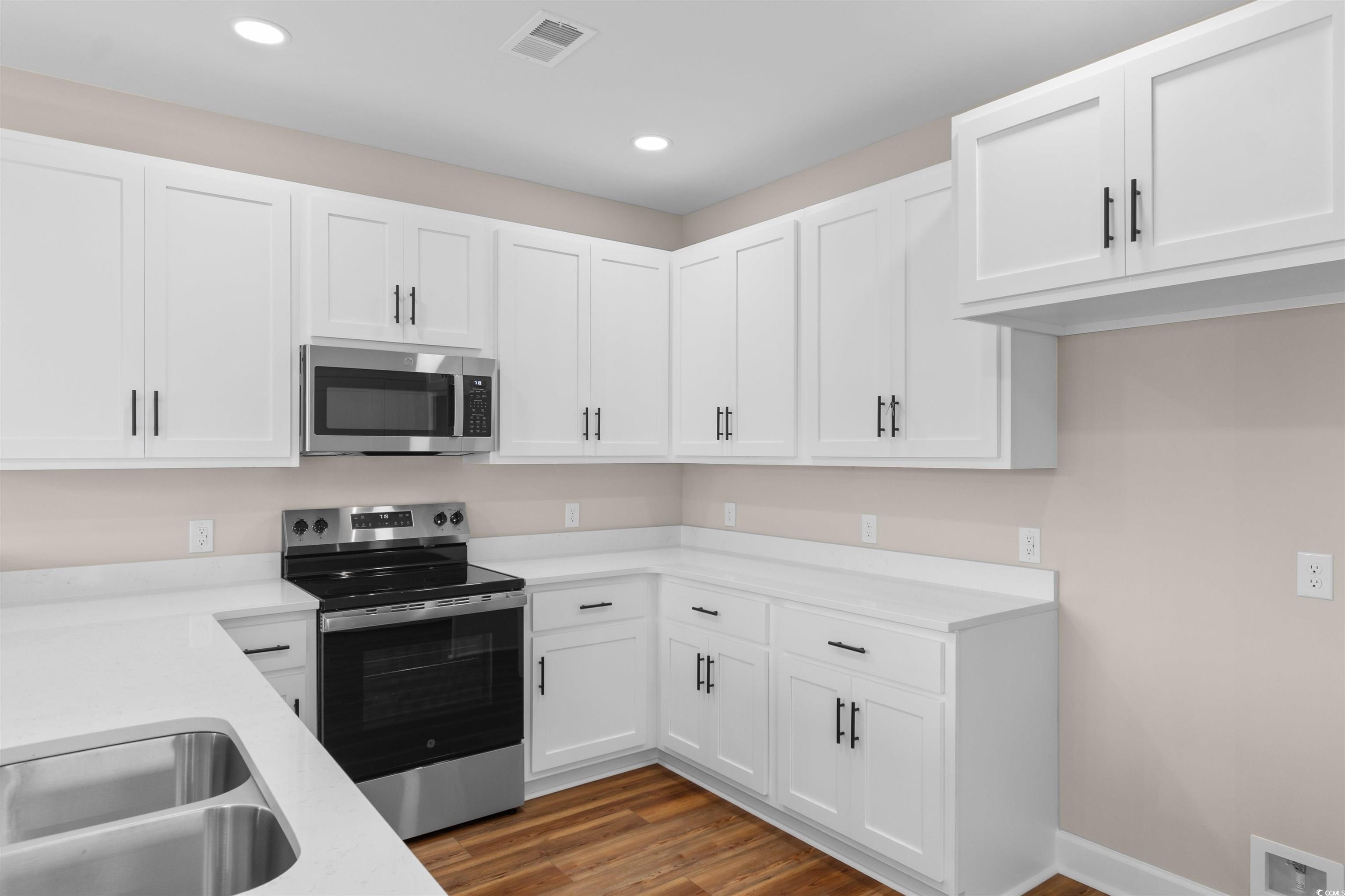 200 Zion Rd. Property Photo 2