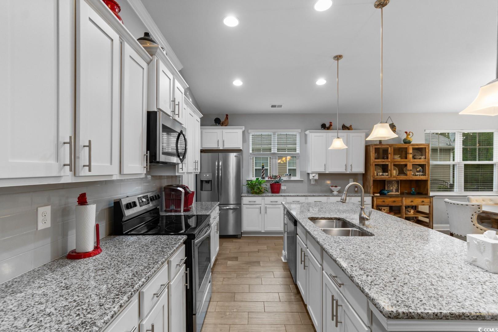 1003 Oak Marsh Ln. Property Photo 5