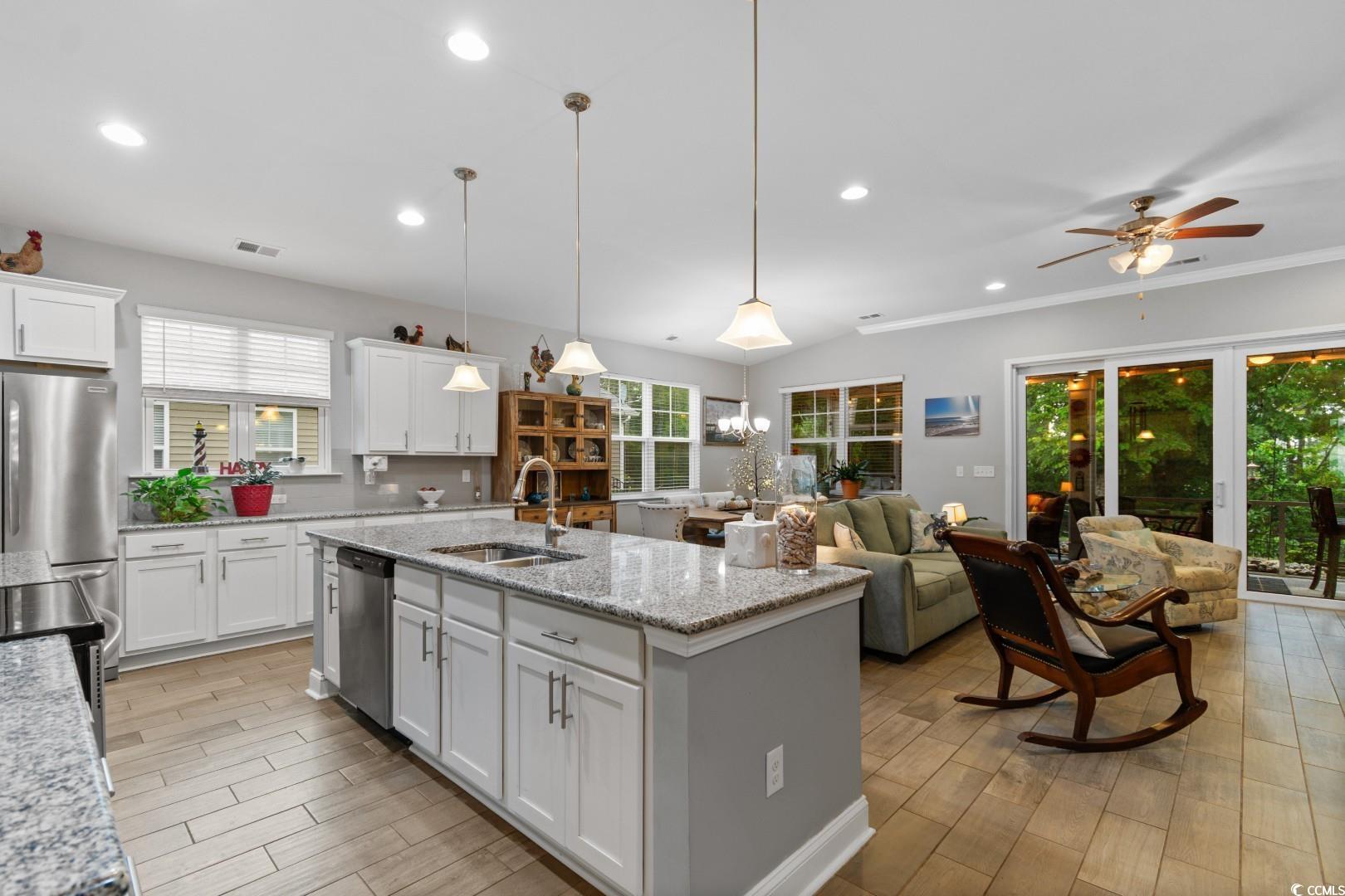 1003 Oak Marsh Ln. Property Photo 6