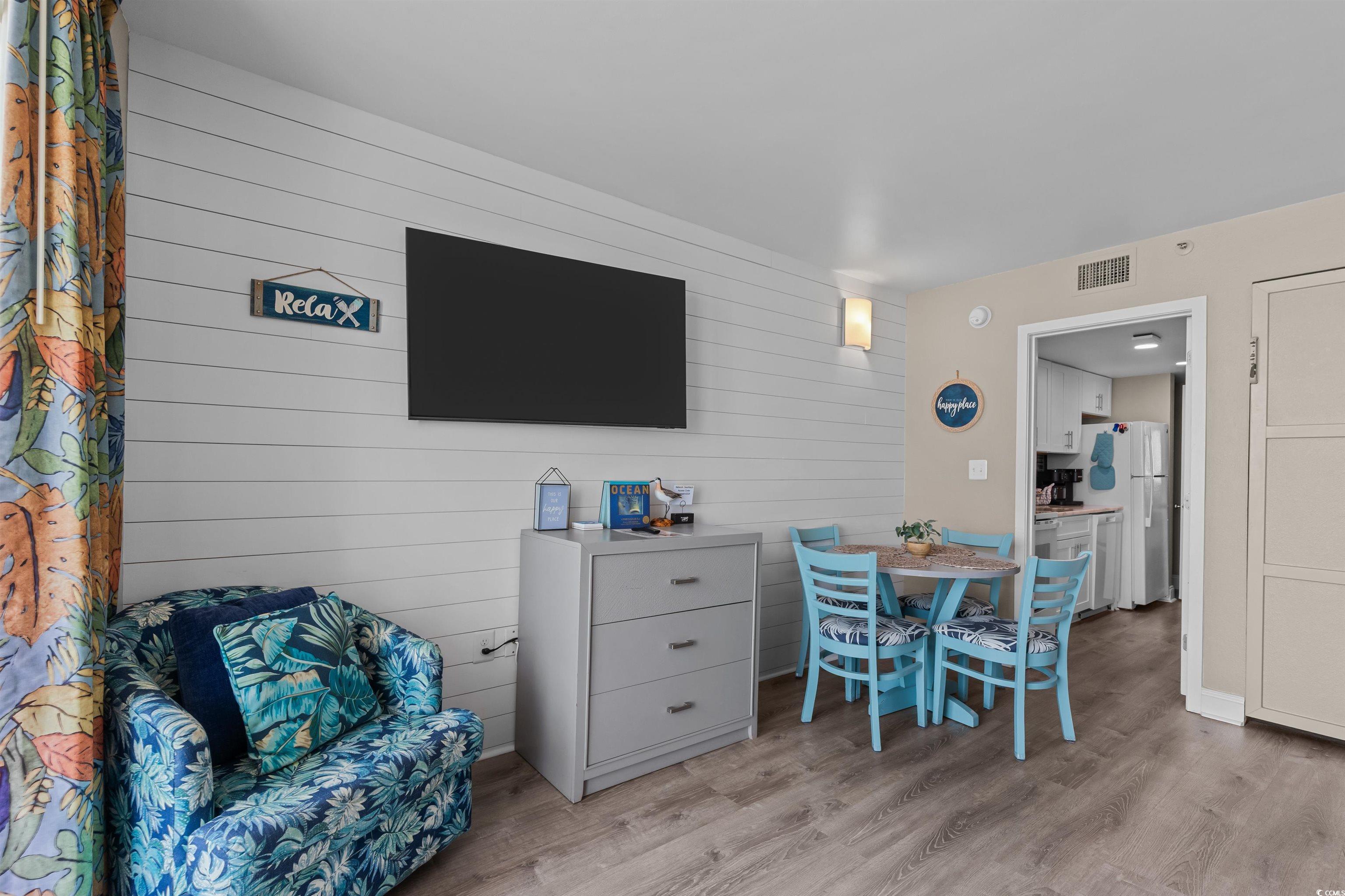 158 Seawatch Dr. Property Photo 11