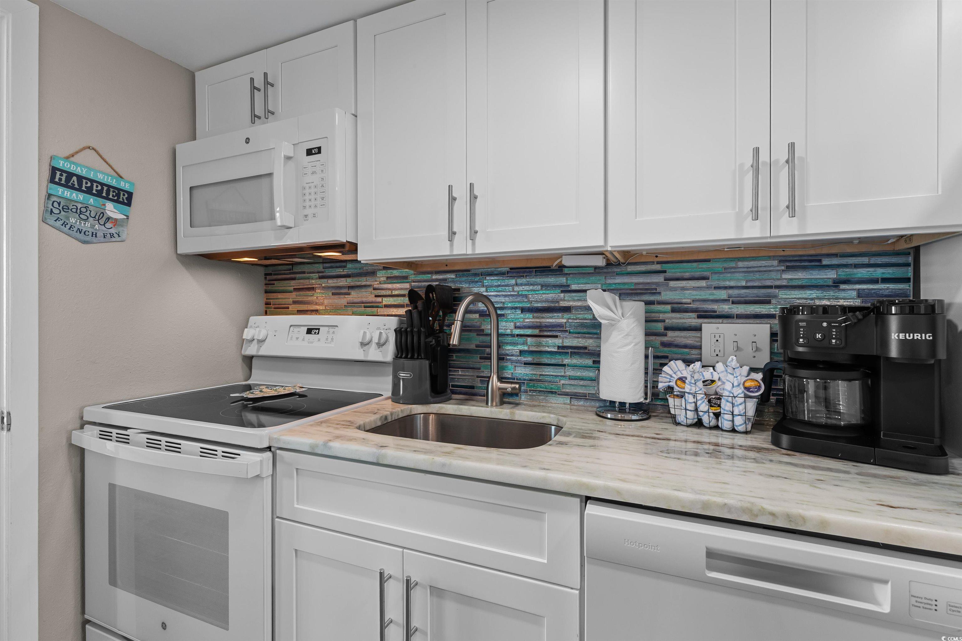 158 Seawatch Dr. Property Photo 13
