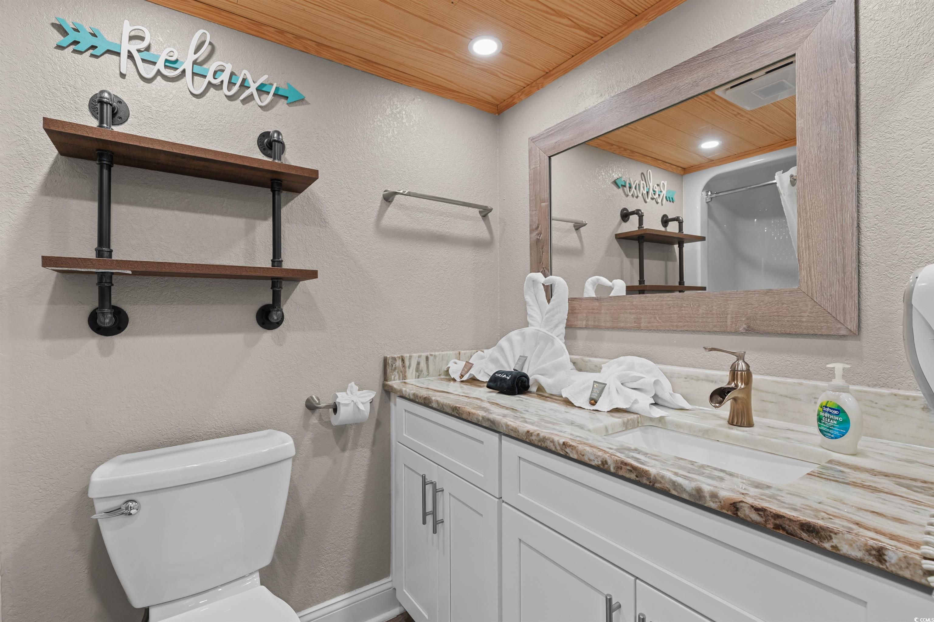 158 Seawatch Dr. Property Photo 24