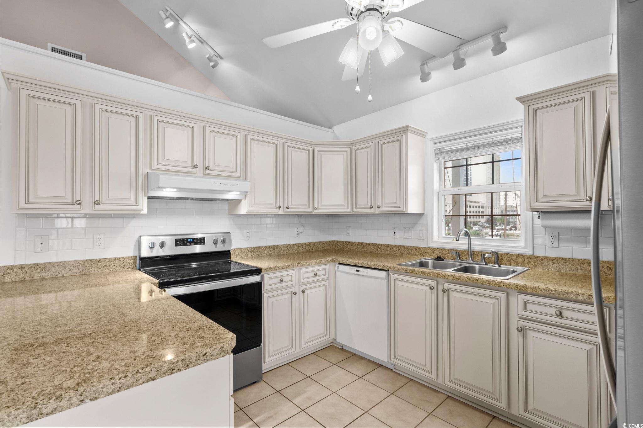 514 S Ocean Blvd. Property Photo 23
