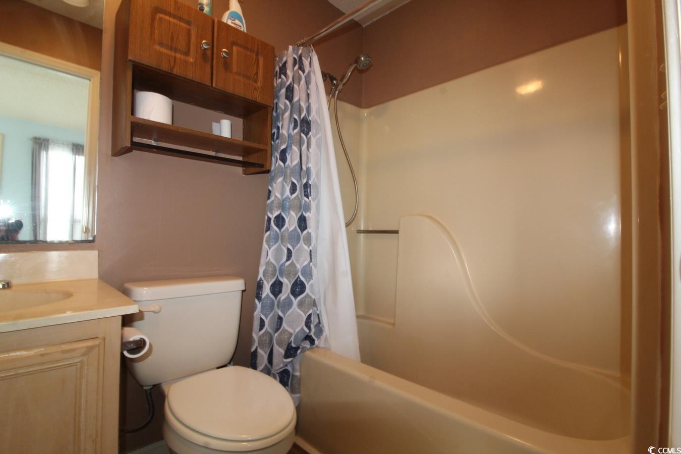 408 Tree Top Ct. Property Photo 14
