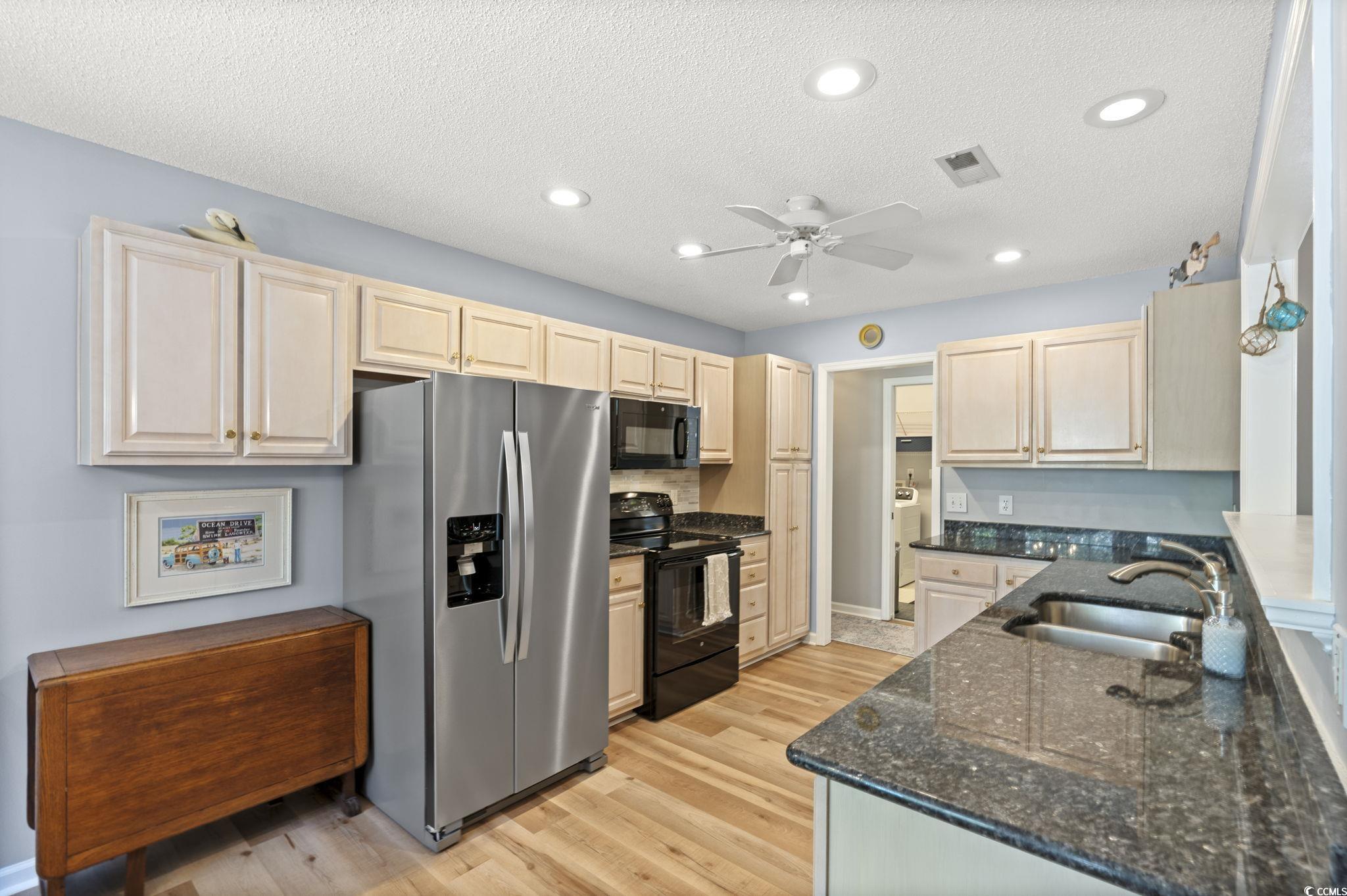 1009 Sea Horse Ct. Property Photo 11