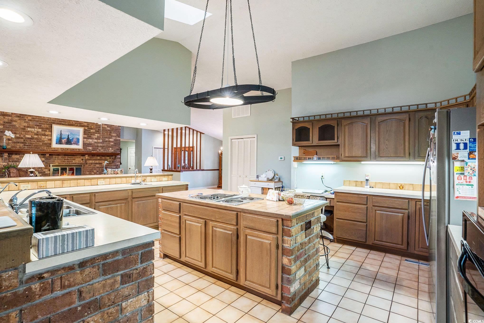 1422 Crooked Pine Dr. Property Photo 14
