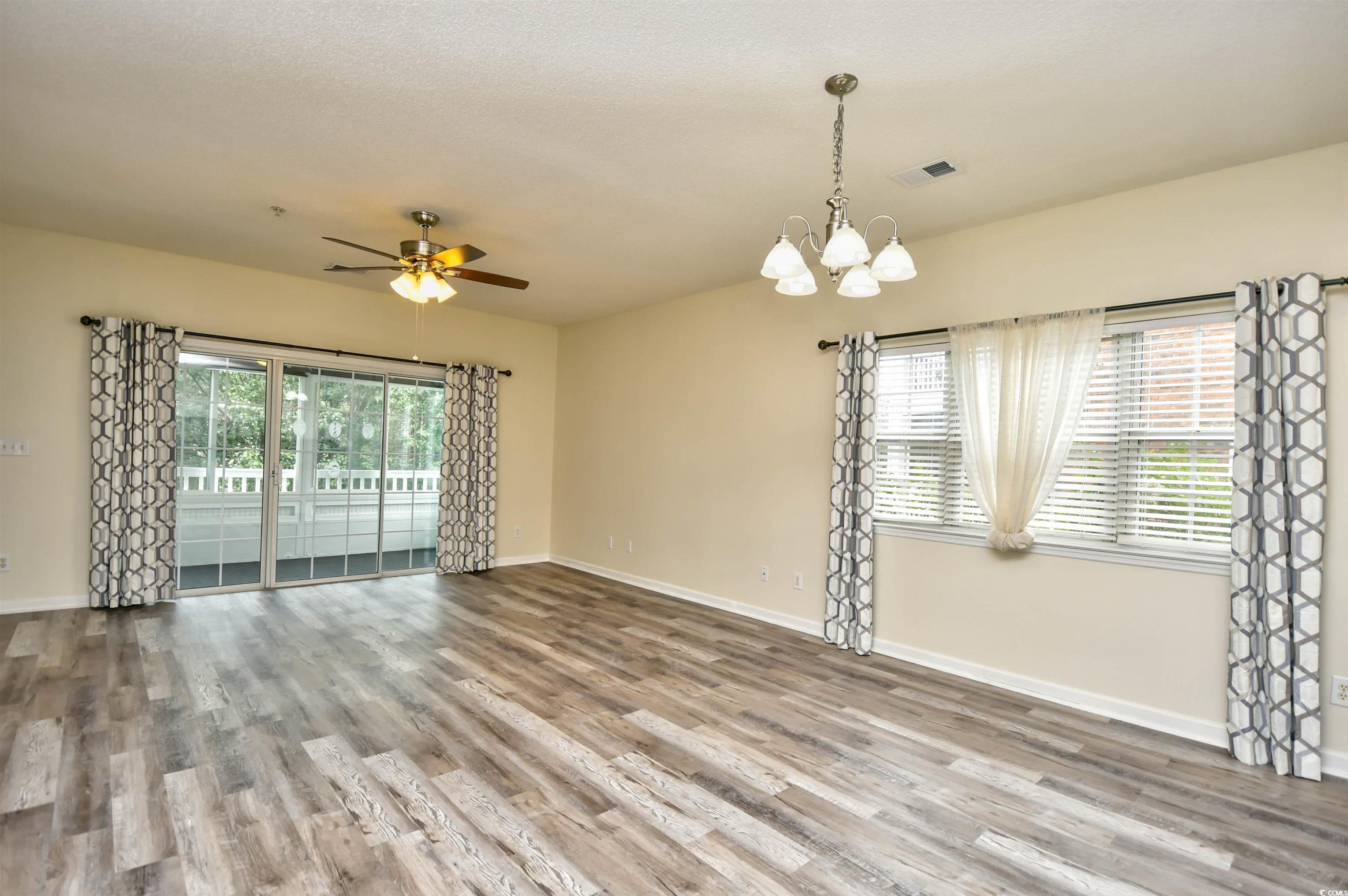 3943 Gladiola Ct. Property Photo 6