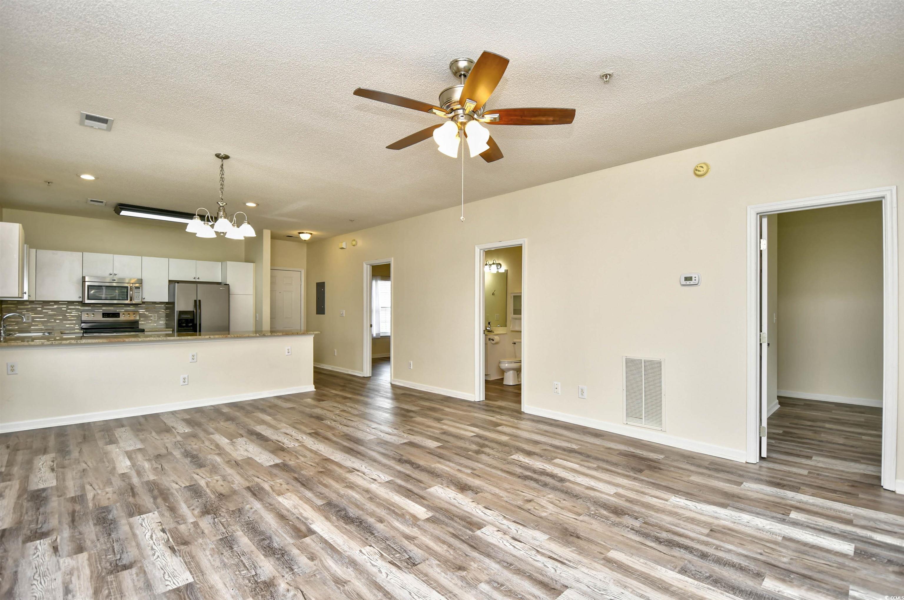 3943 Gladiola Ct. Property Photo 10