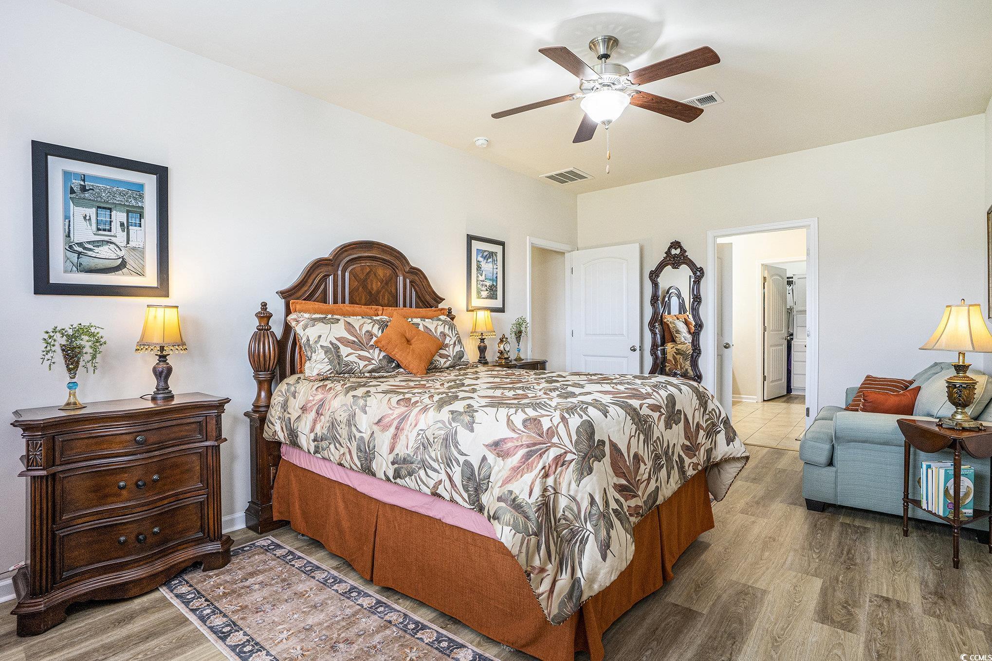 1044 Caprisia Loop Property Photo 13