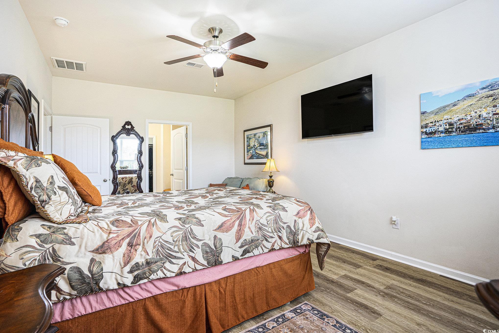 1044 Caprisia Loop Property Photo 14