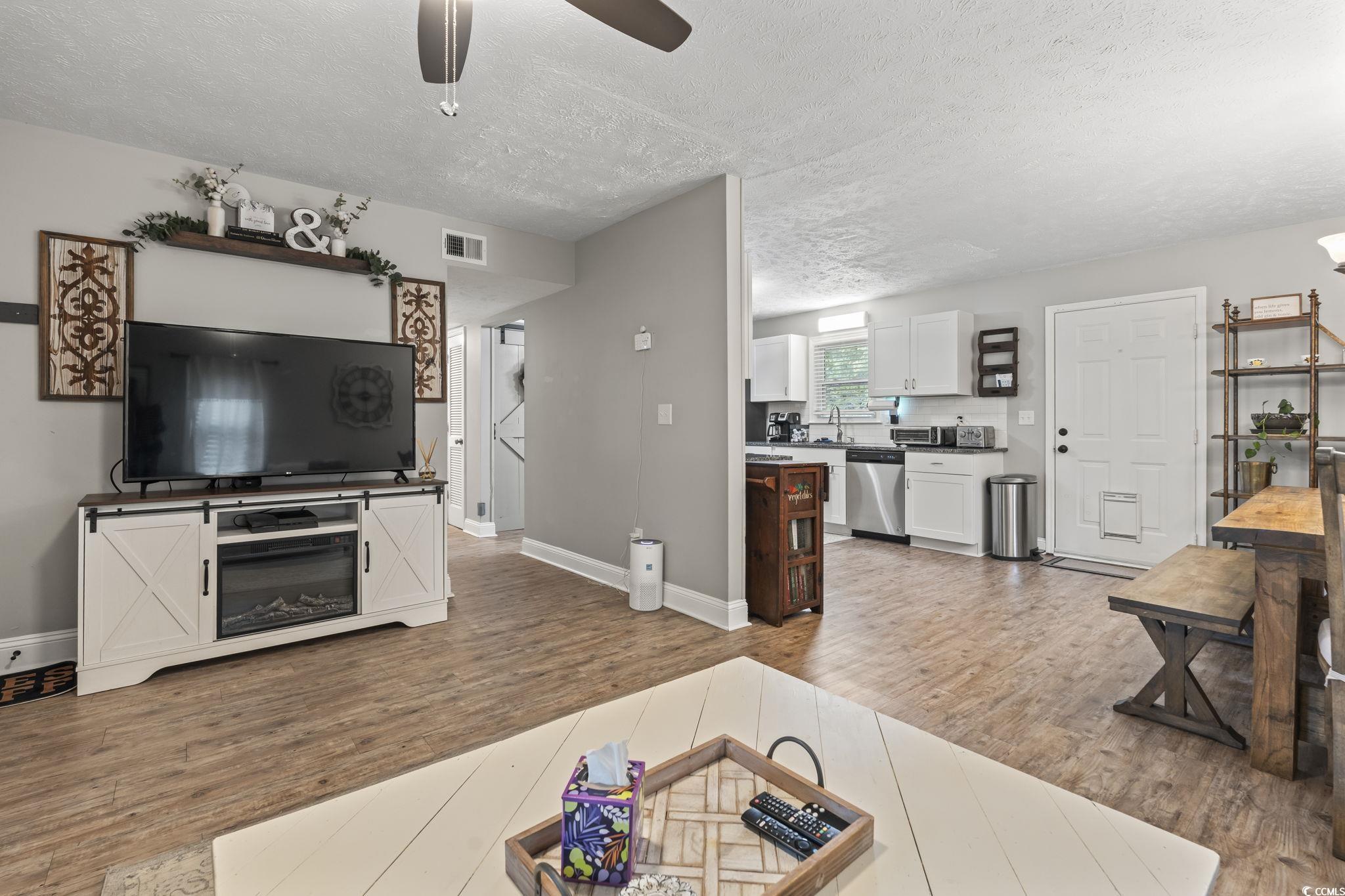 610 Burcale Road Circle Property Photo 5