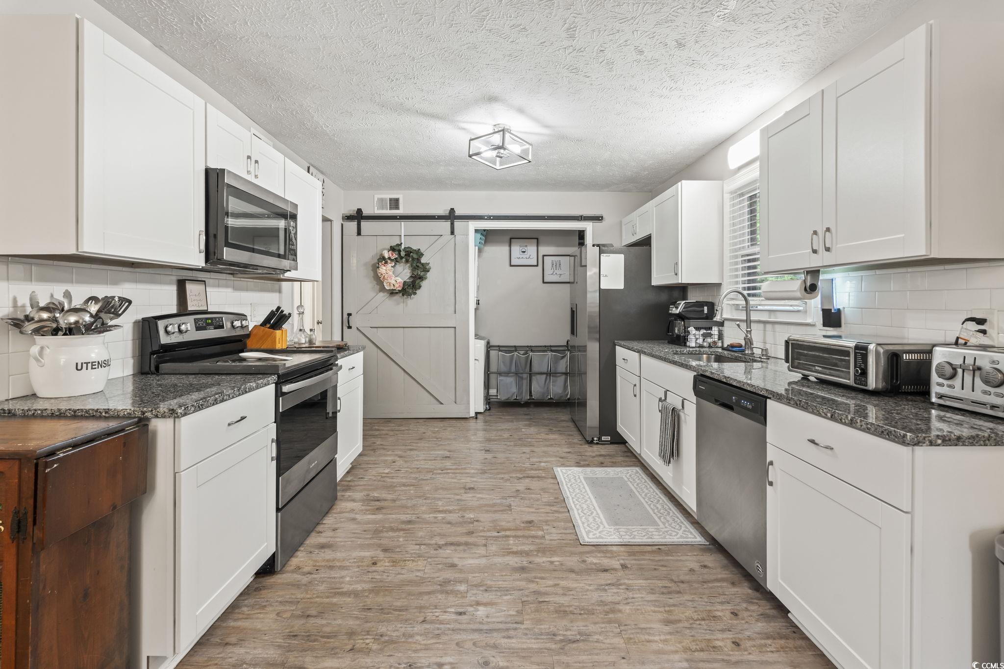 610 Burcale Road Circle Property Photo 9