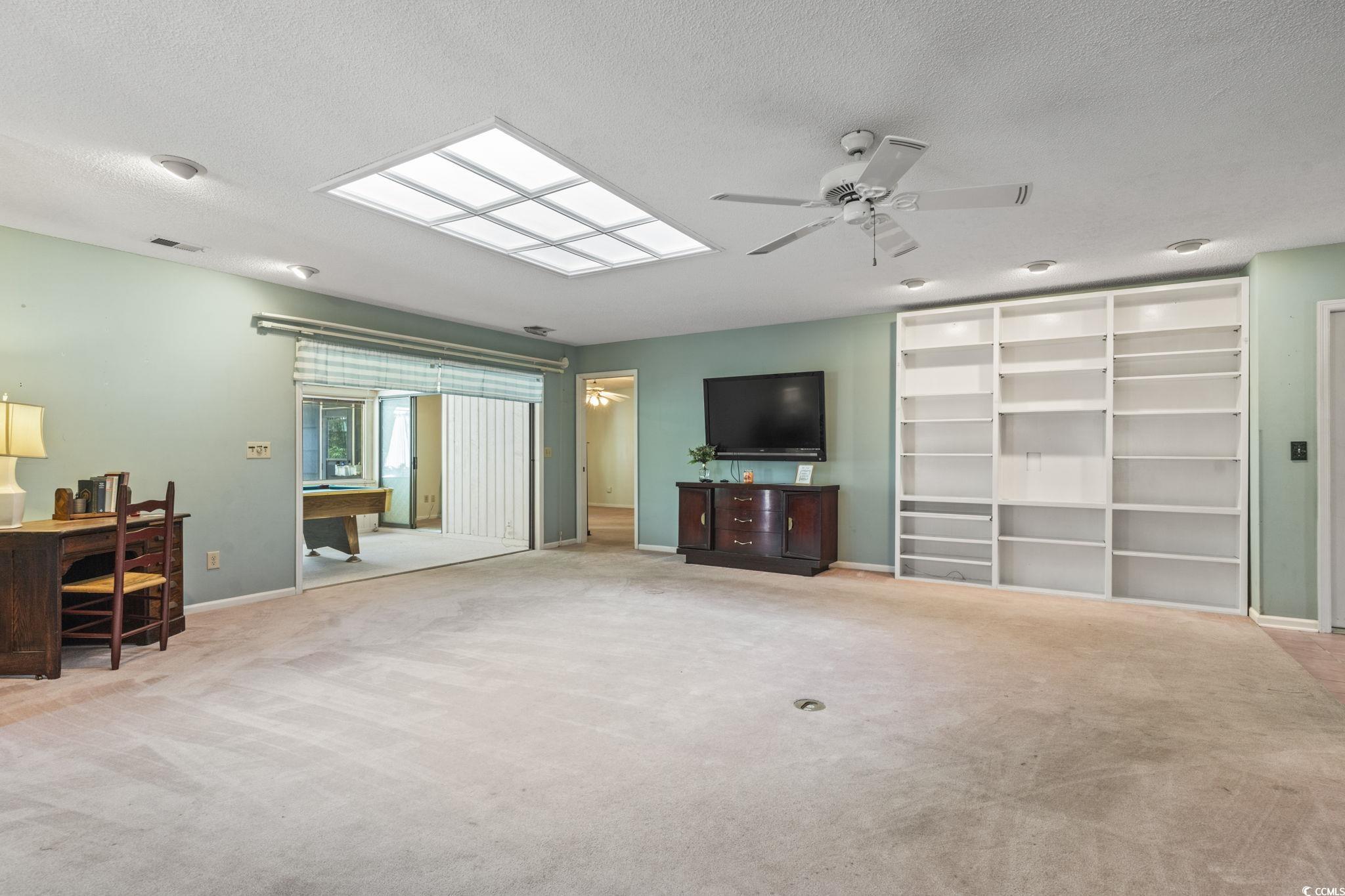 111 Laurelwood Ln. Property Photo 9