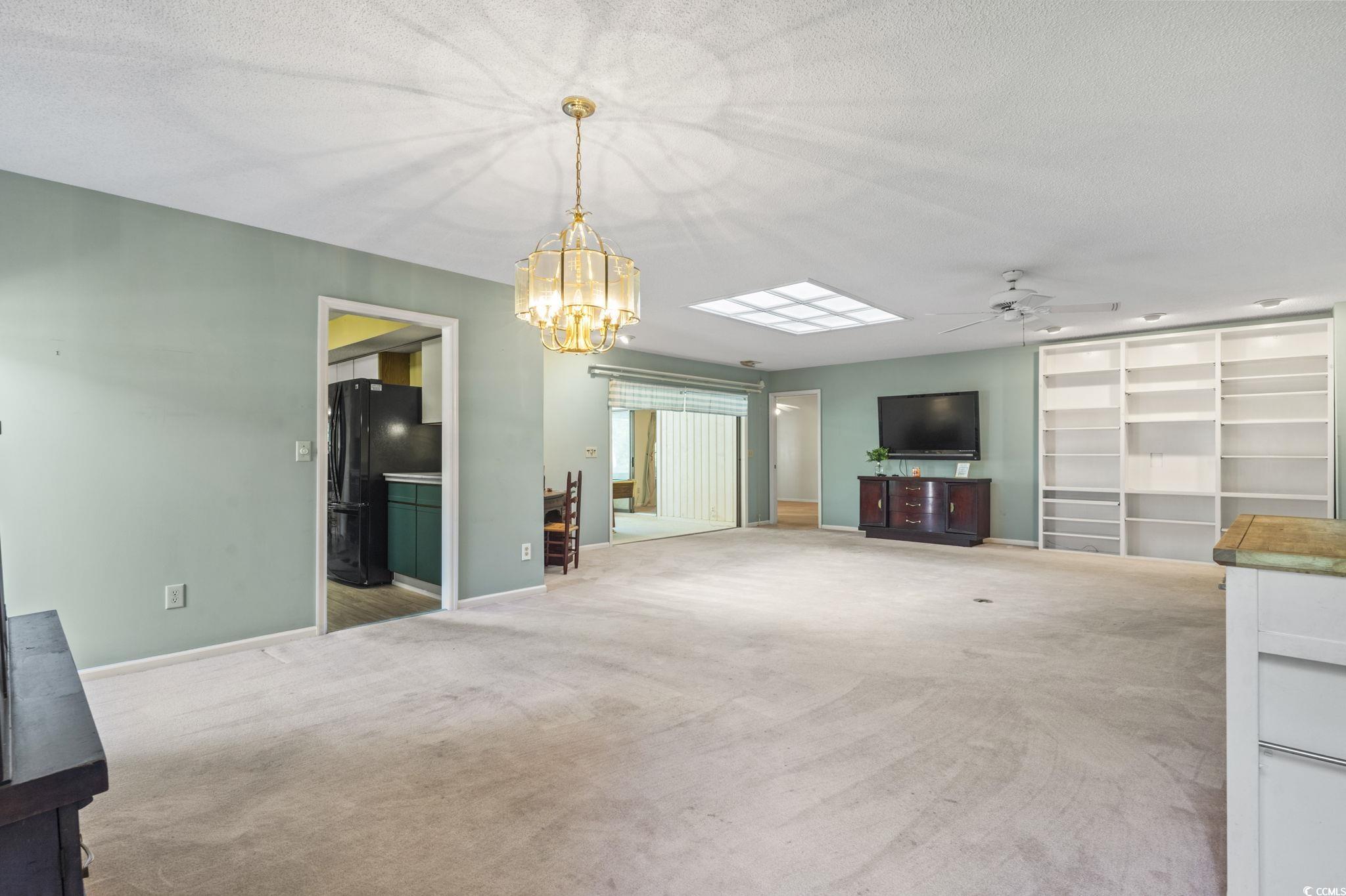 111 Laurelwood Ln. Property Photo 11