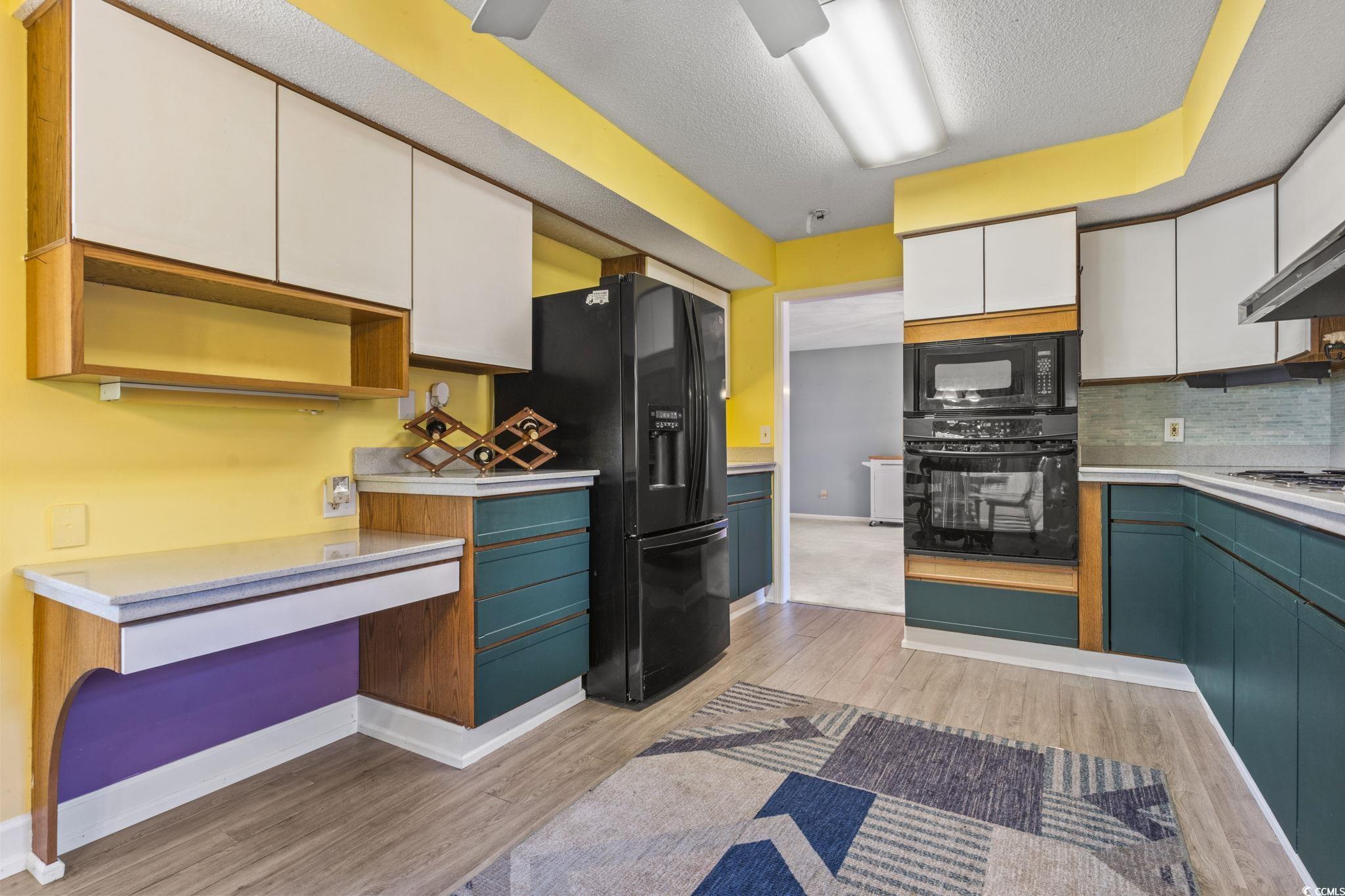 111 Laurelwood Ln. Property Photo 14