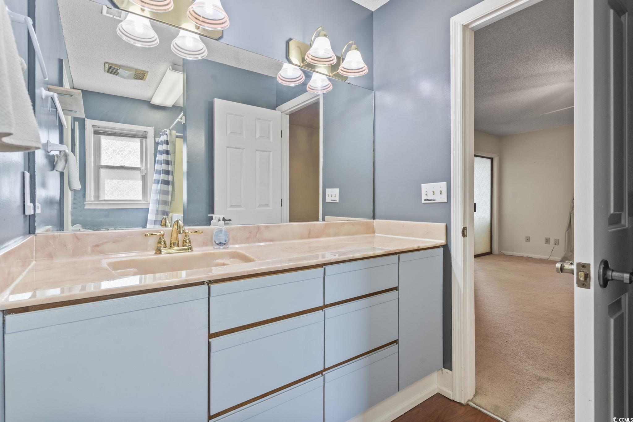 111 Laurelwood Ln. Property Photo 23