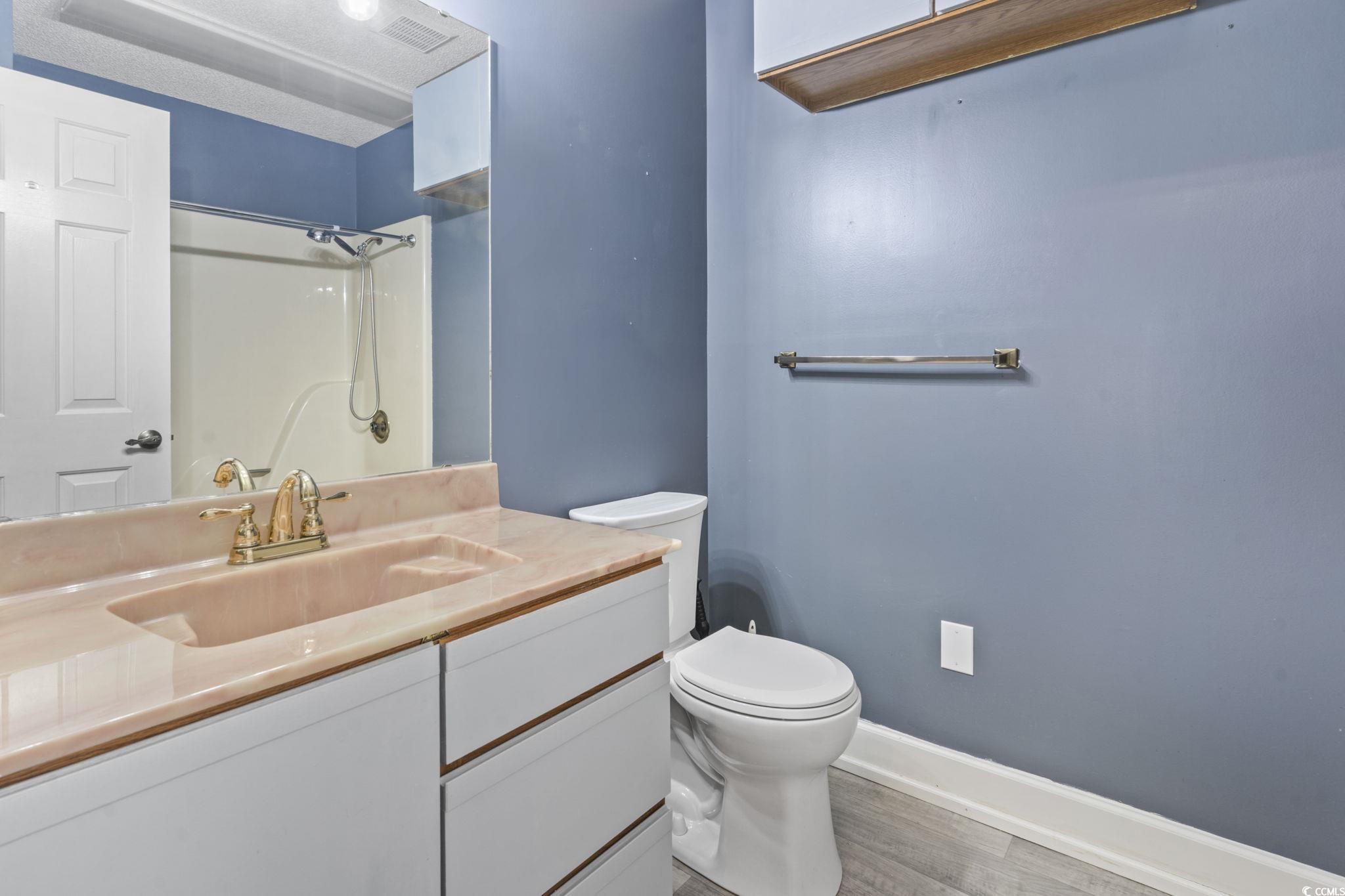 111 Laurelwood Ln. Property Photo 29