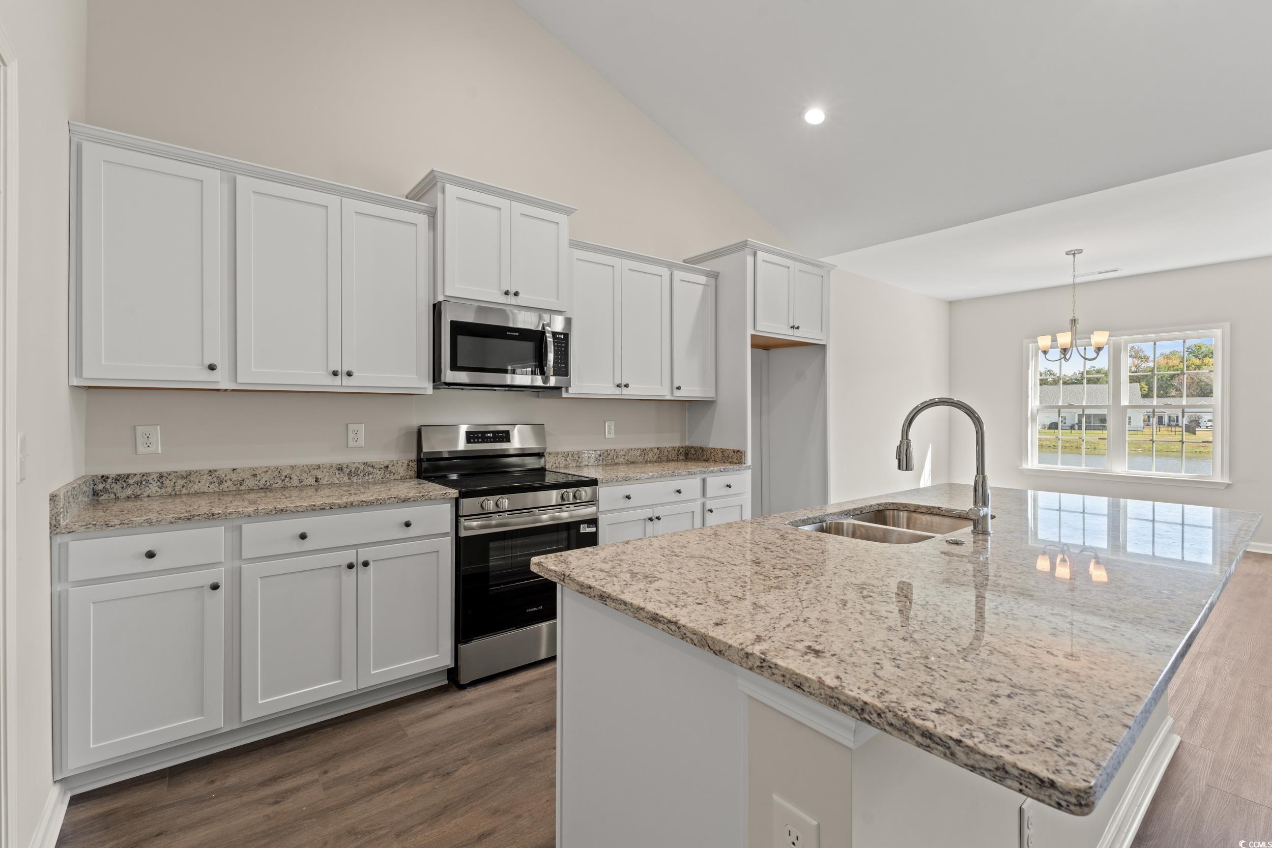 145 Double Pond Dr Property Photo 4