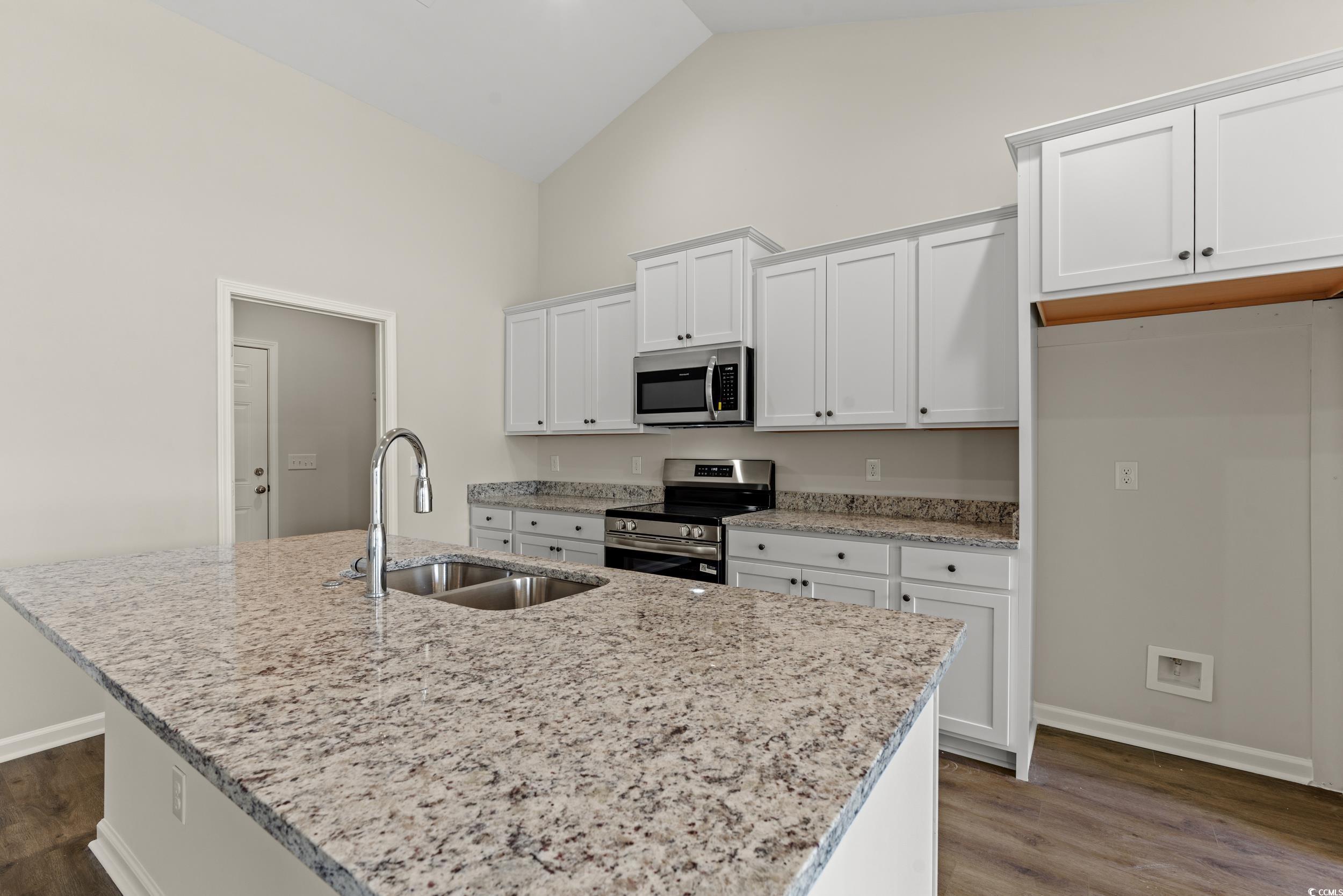 145 Double Pond Dr Property Photo 5