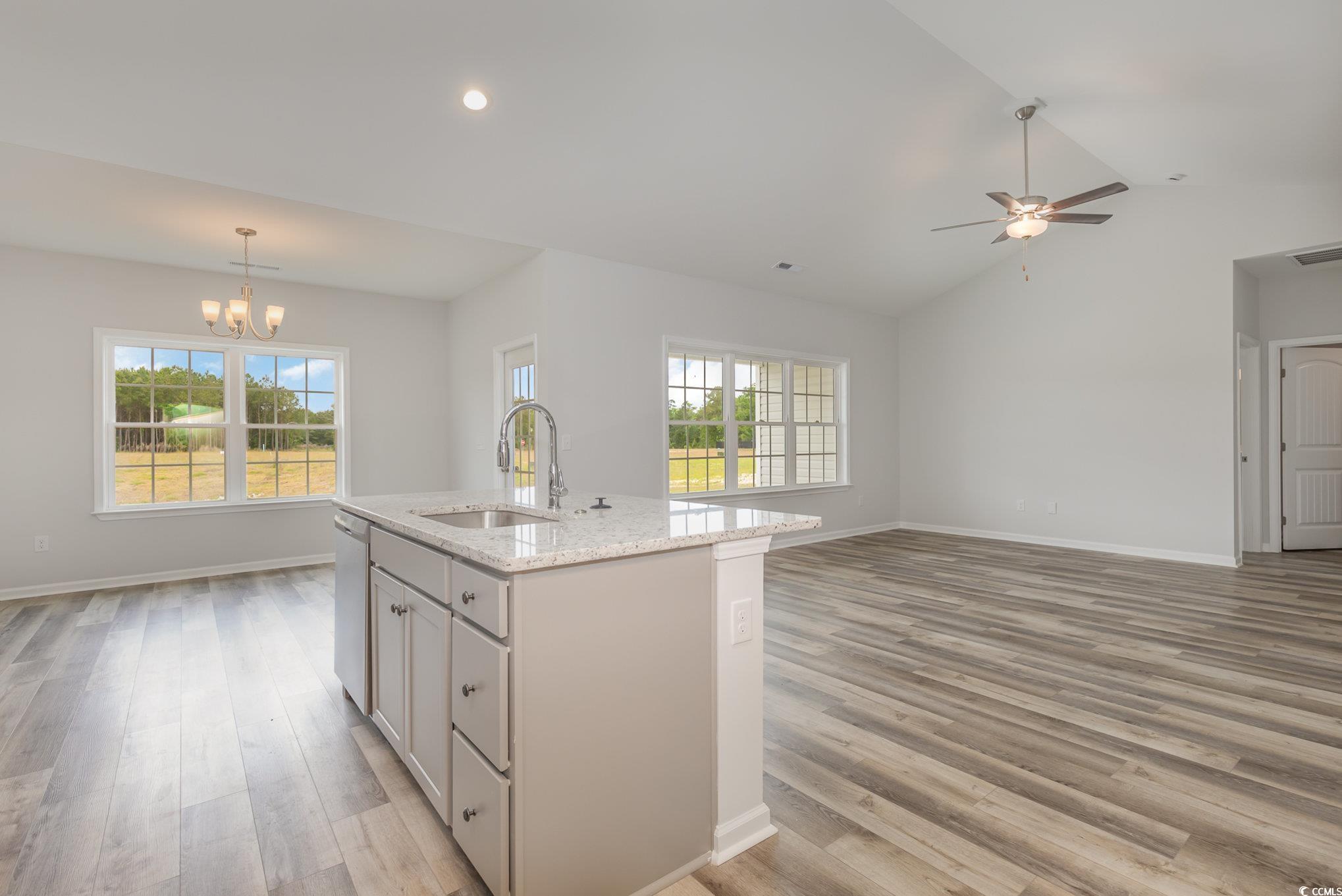 125 Double Pond Dr Property Photo 6