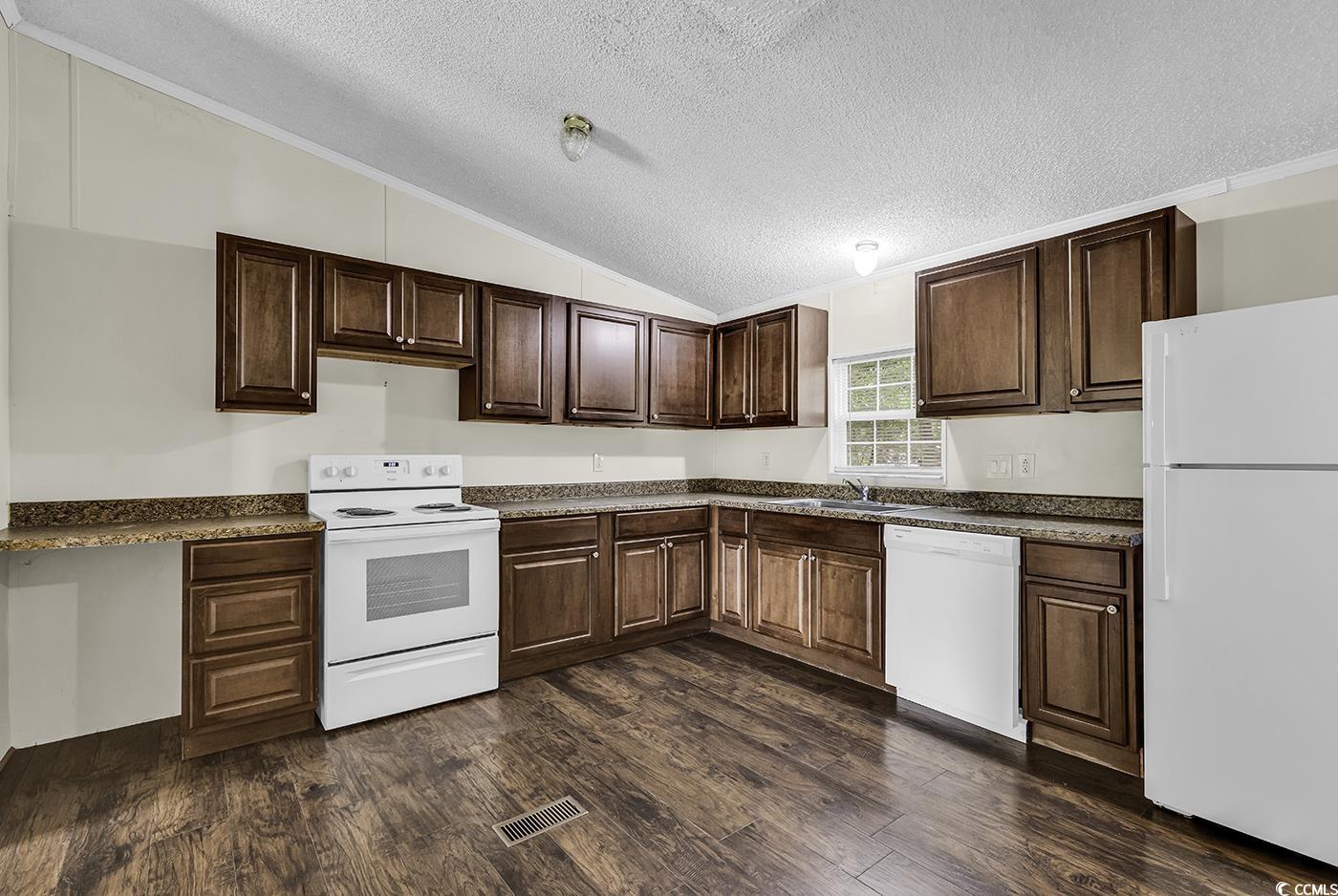 6529 Northumberland Way Property Photo 12