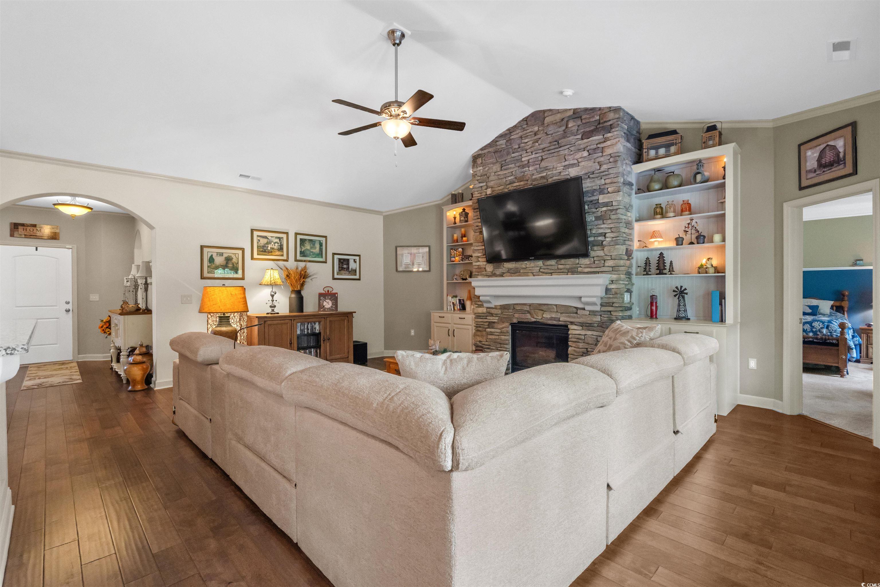 332 Moulton Dr. Property Photo 14