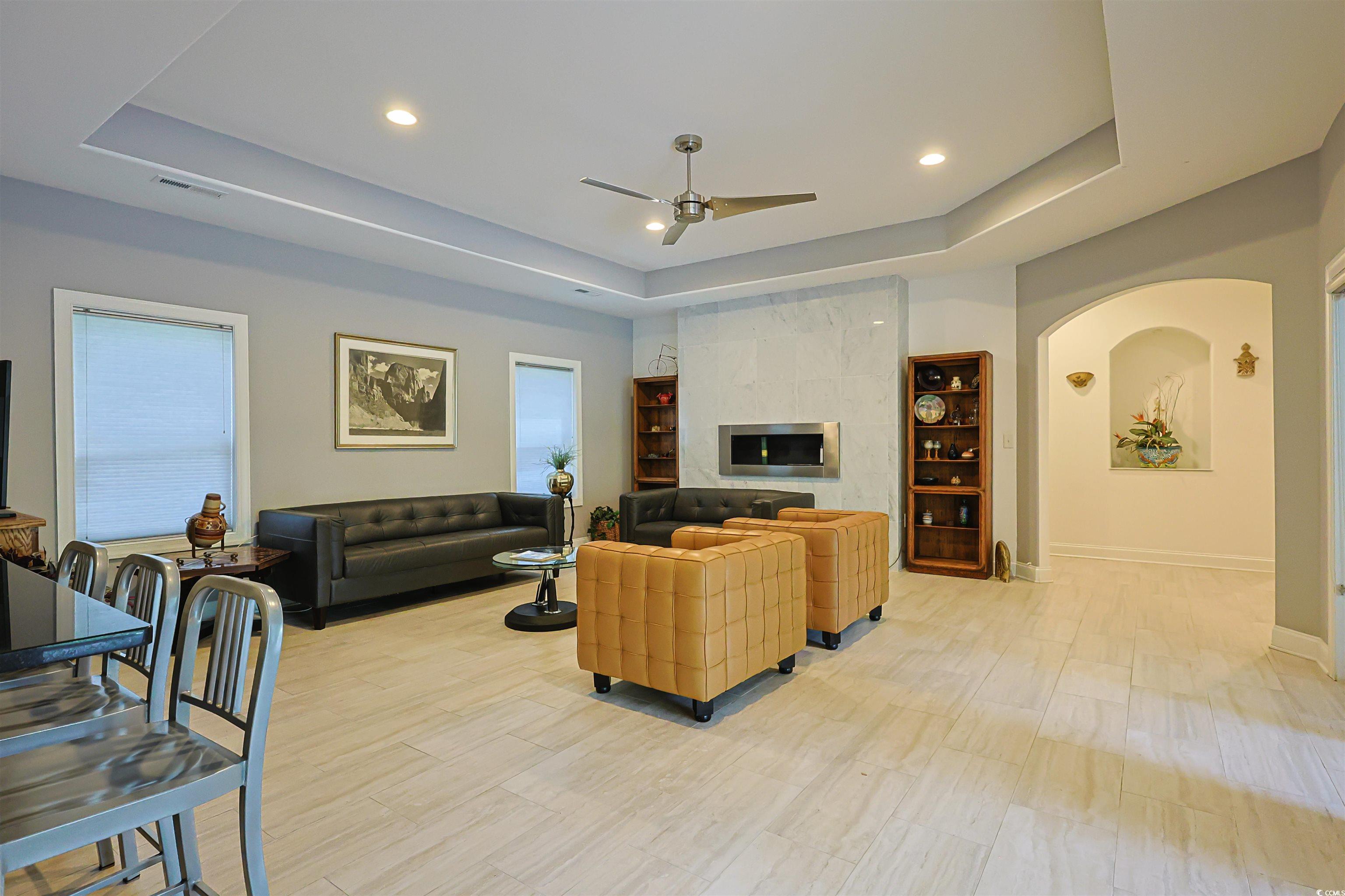 1065 Wigeon Dr. Property Photo 2