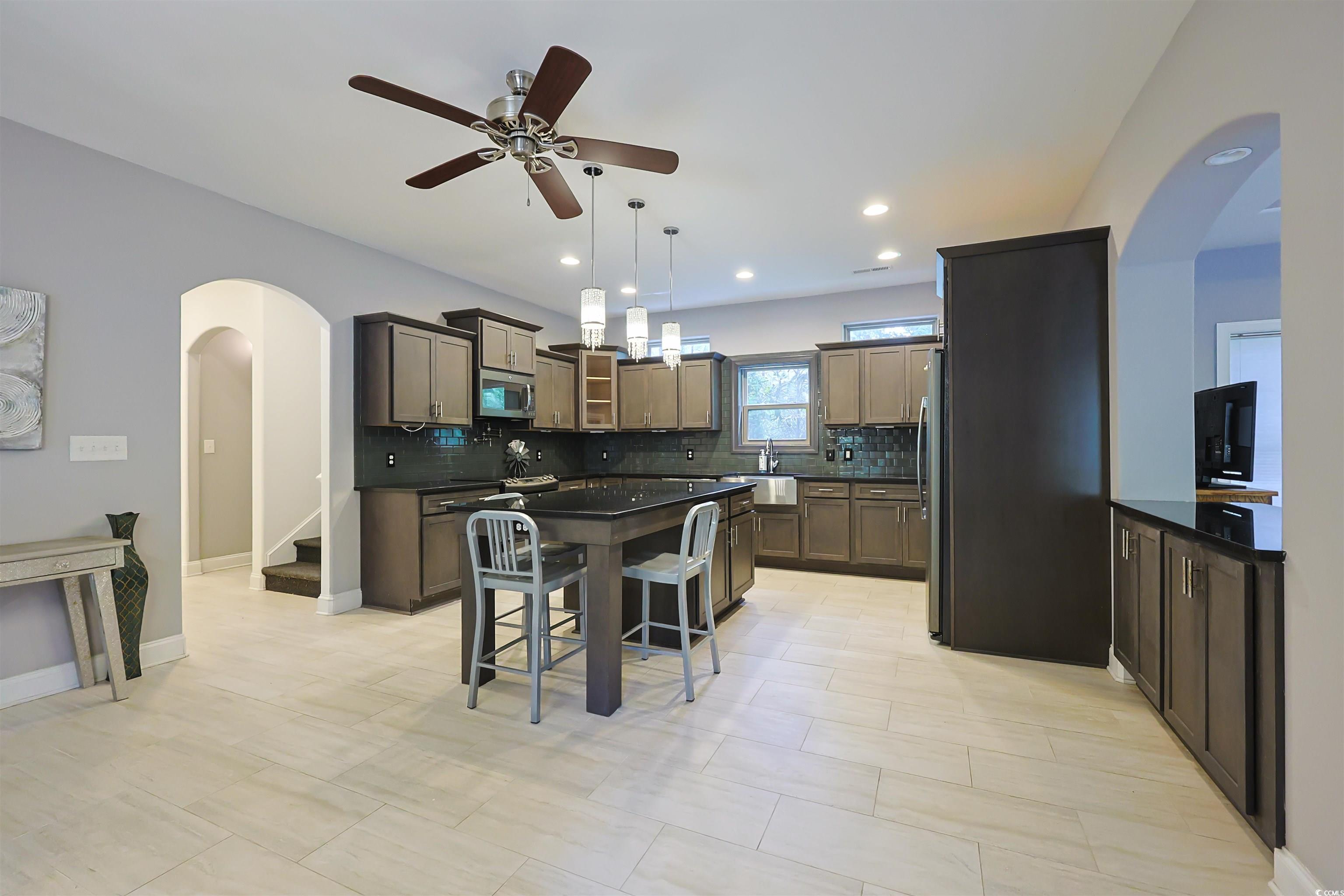 1065 Wigeon Dr. Property Photo 5