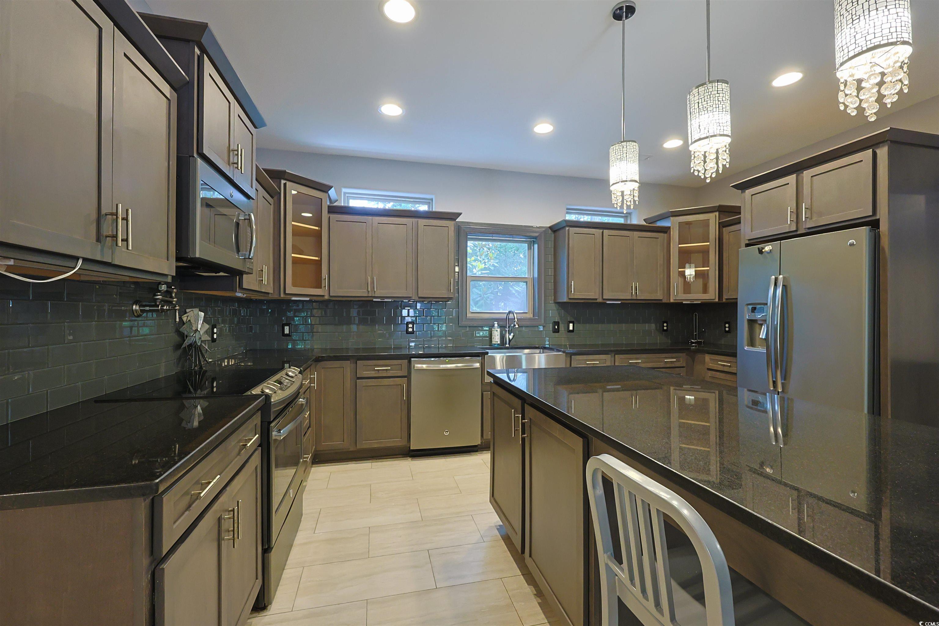 1065 Wigeon Dr. Property Photo 7