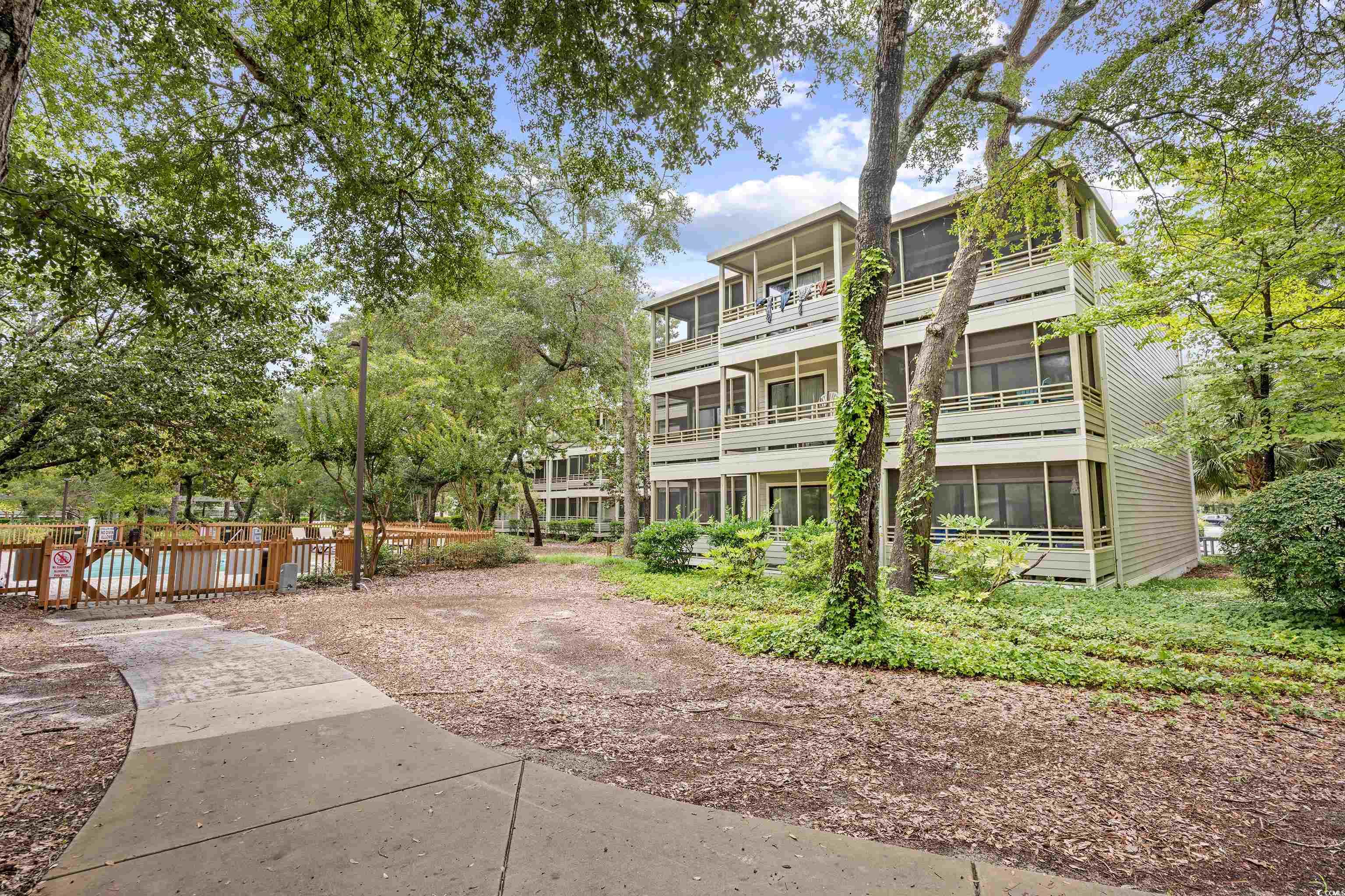 415 Ocean Creek Dr. Property Photo 1