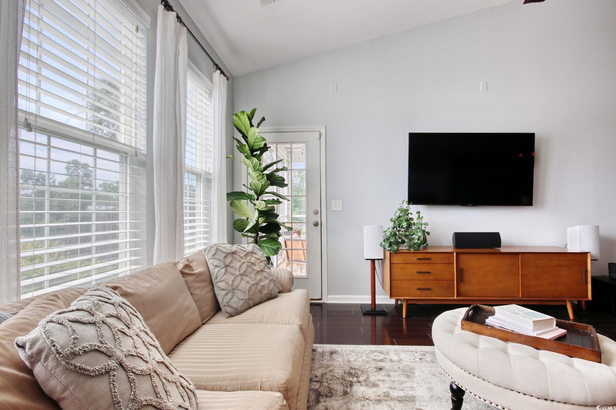 5048 Prato Loop Property Photo 13