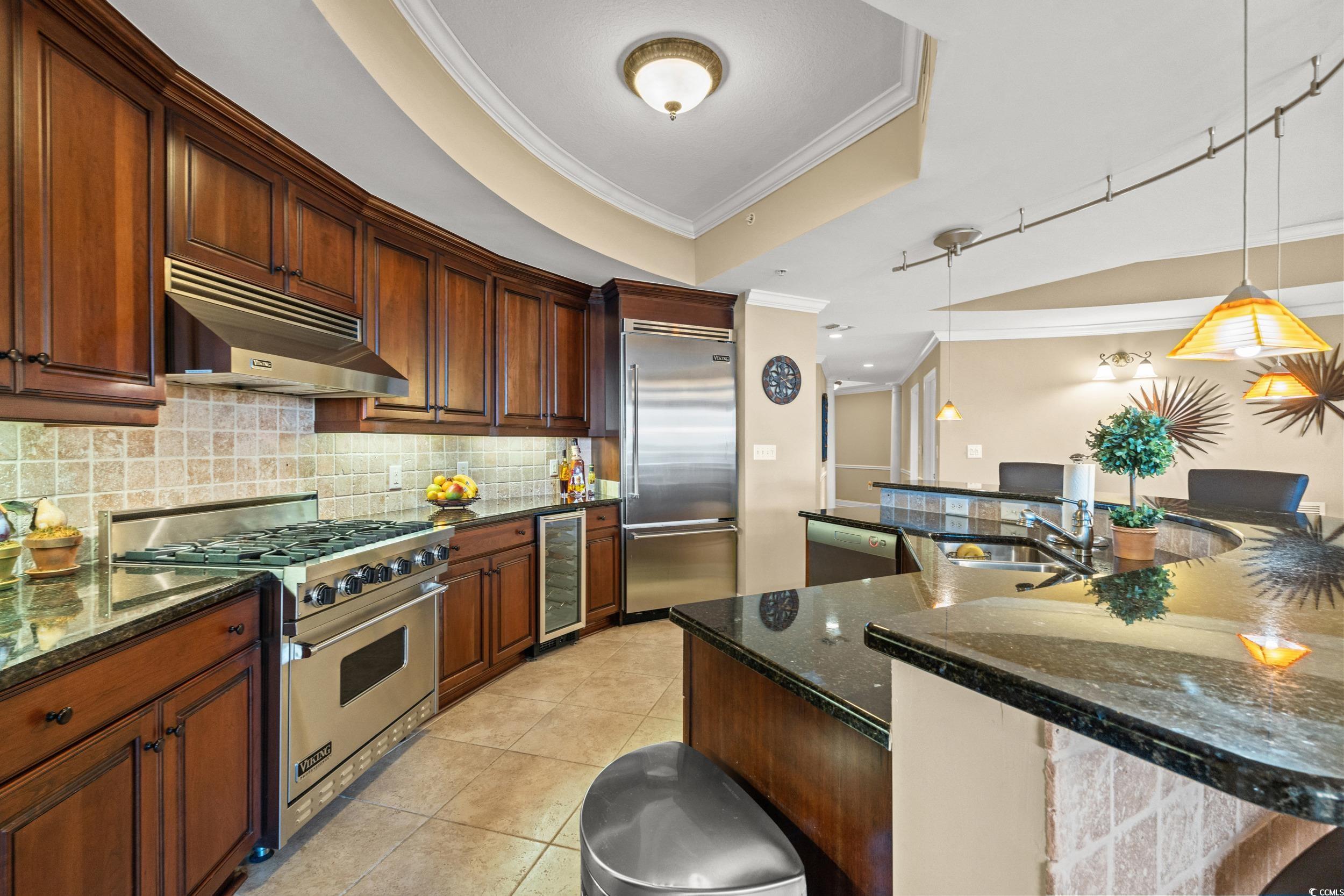 9547 Edgerton Dr. Property Photo 4